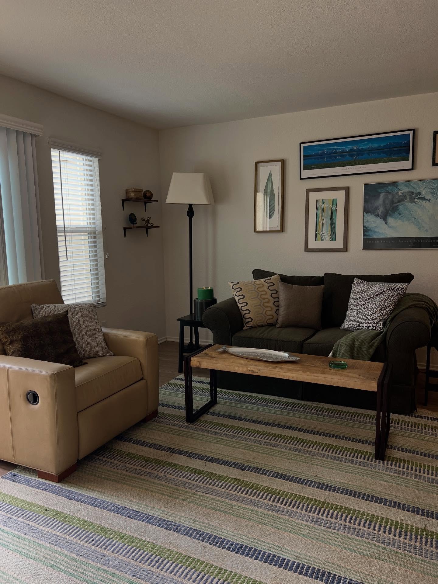 Last Friday, we had the honor of welcoming Roberto into his new home. 🧡

After living in his car from 2022 until January 1 of this year, Roberto finally has a space that truly feels like his own. An Army veteran, Roberto did not receive the essentia