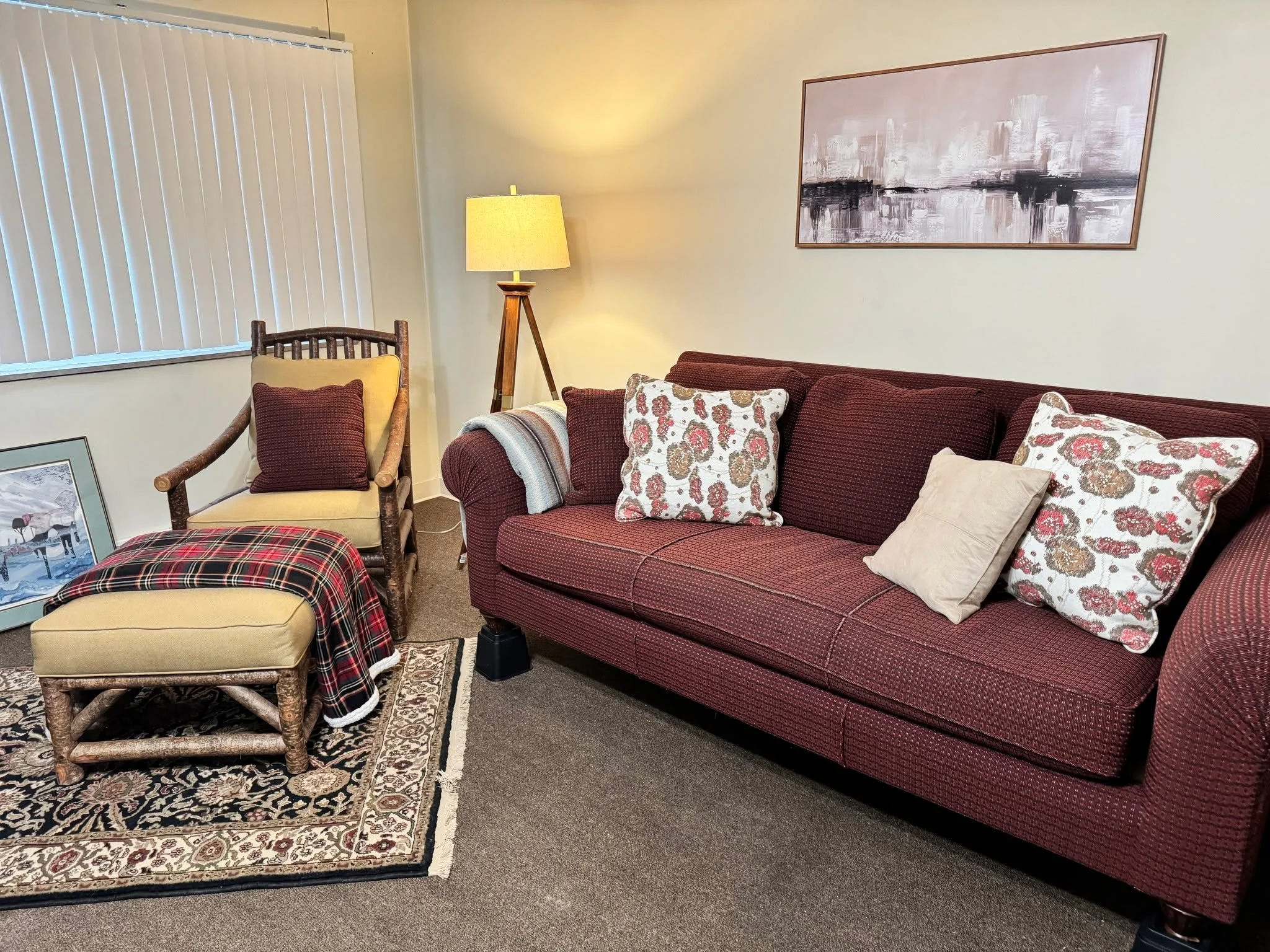 The cold and snow has not let up, but neither has the team at Humble Cleveland. We know that with every home we serve, someone is able to get up off of the cold, hard floor and sleep in a warm and comfortable bed. 

On Thursday our staff and voluntee