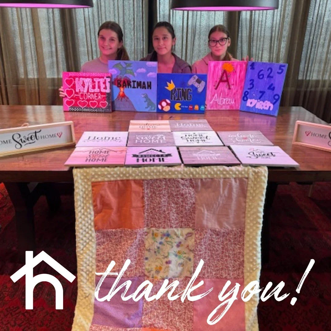 🙌 A special thank you to these amazing British International School of Chicago - South Loop students!  Alexia, Emma, and Ginevera volunteered with Humble Design Chicago as part of their service-learning week at the school and they created several ar