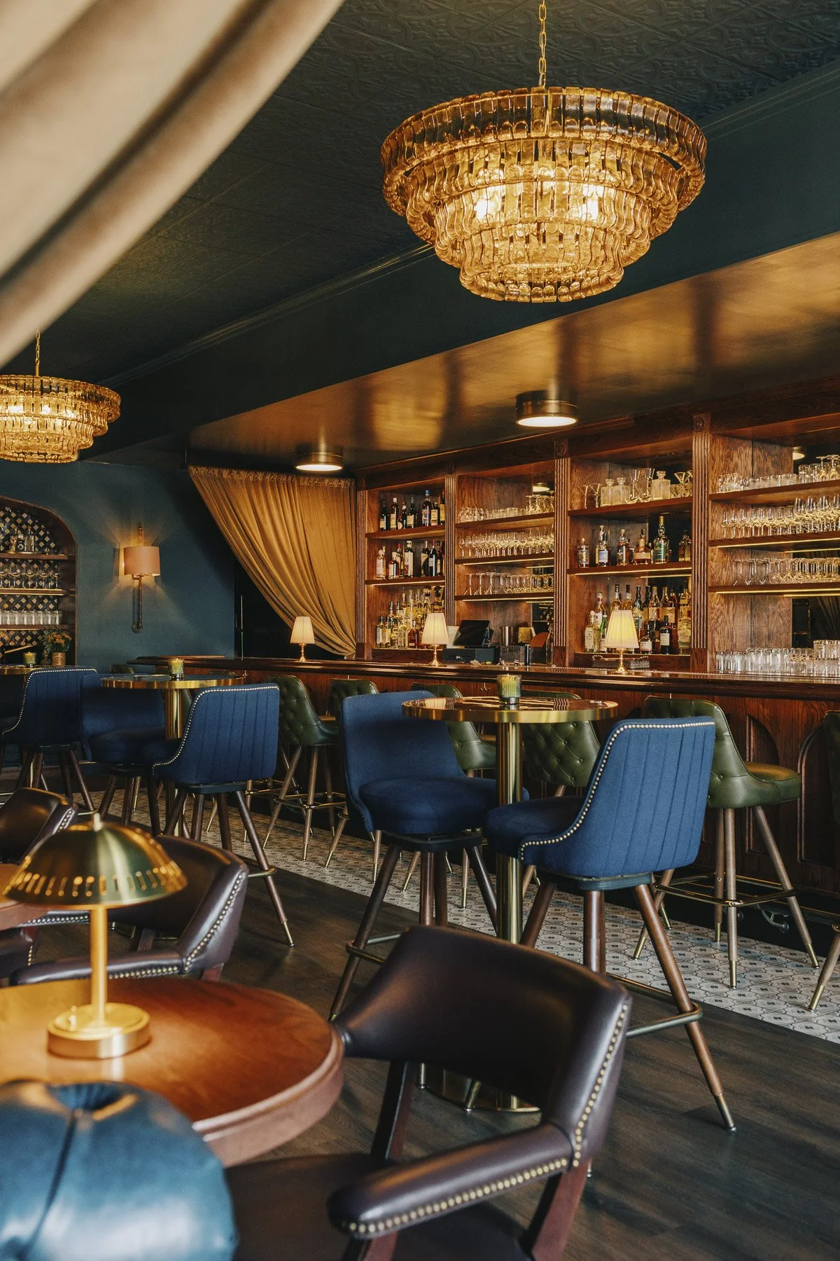 Dining area at the Mette cocktail bar in Wilmette
