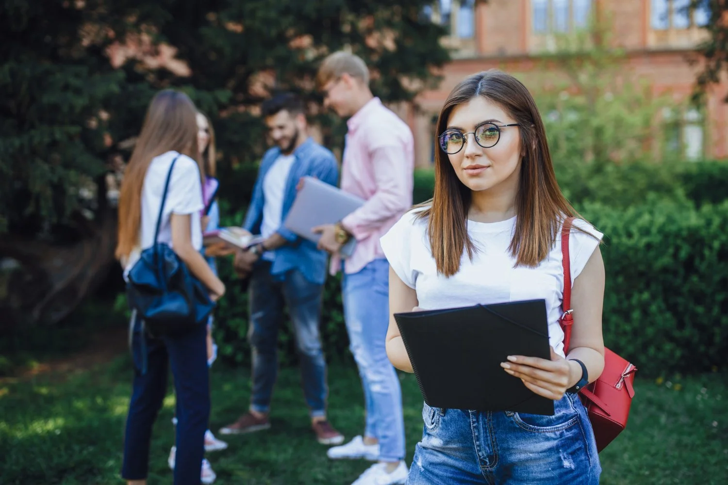 Starting a New Chapter: Embracing Life as a College Student