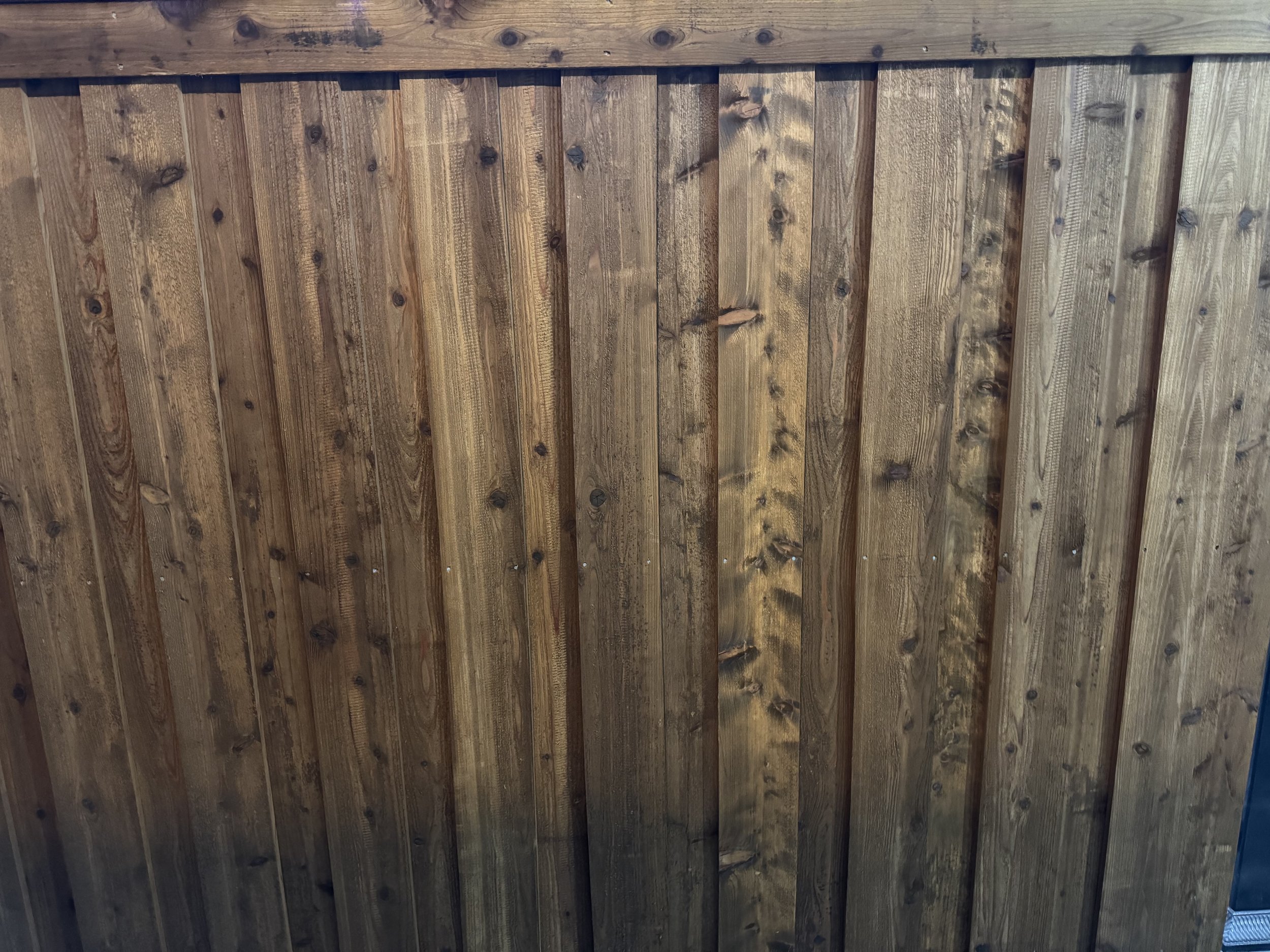 Pre stained cedar fencing 