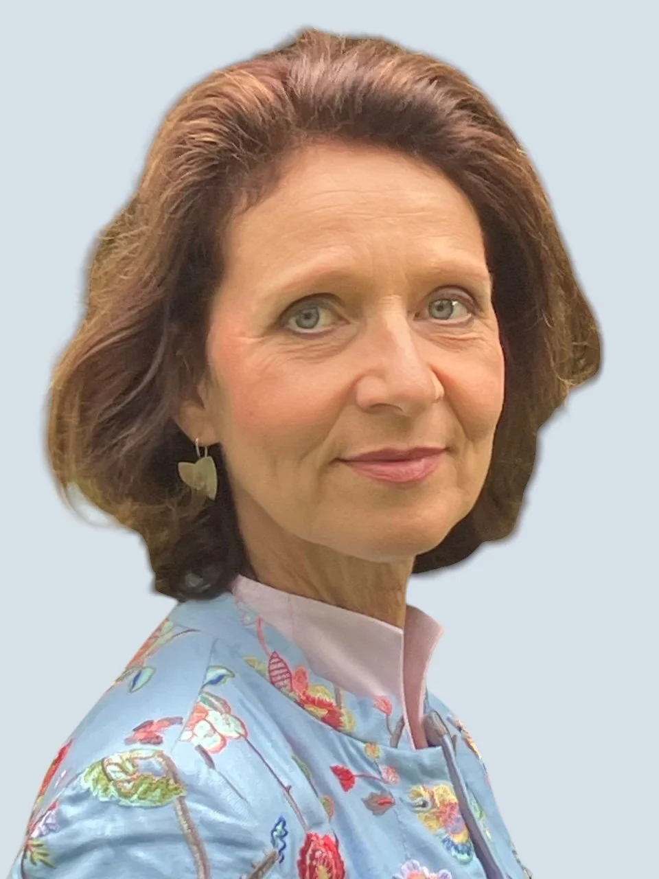 Karin weise blau-Photoroom.jpg