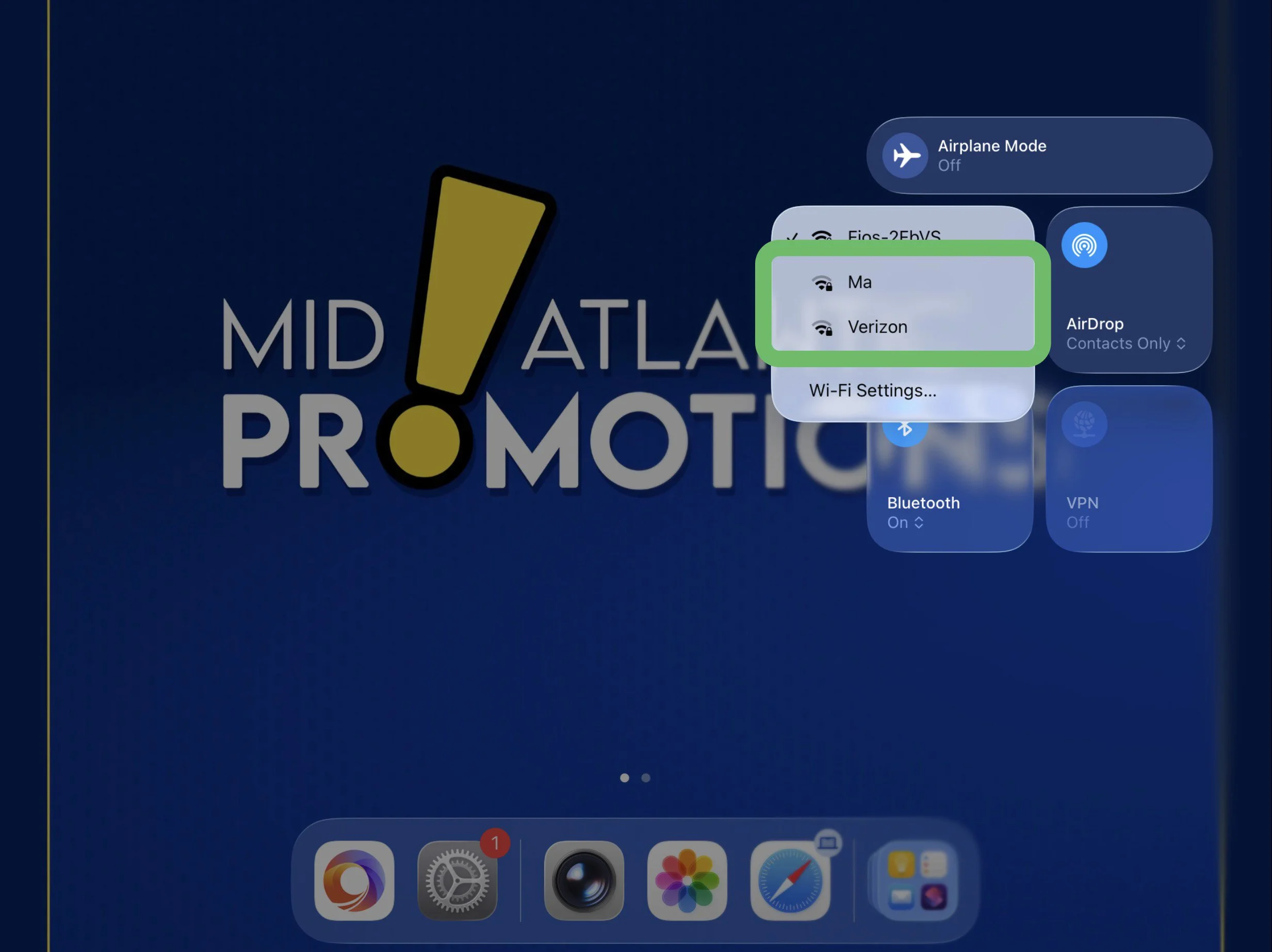 Greenscreen INS-1e.jpg