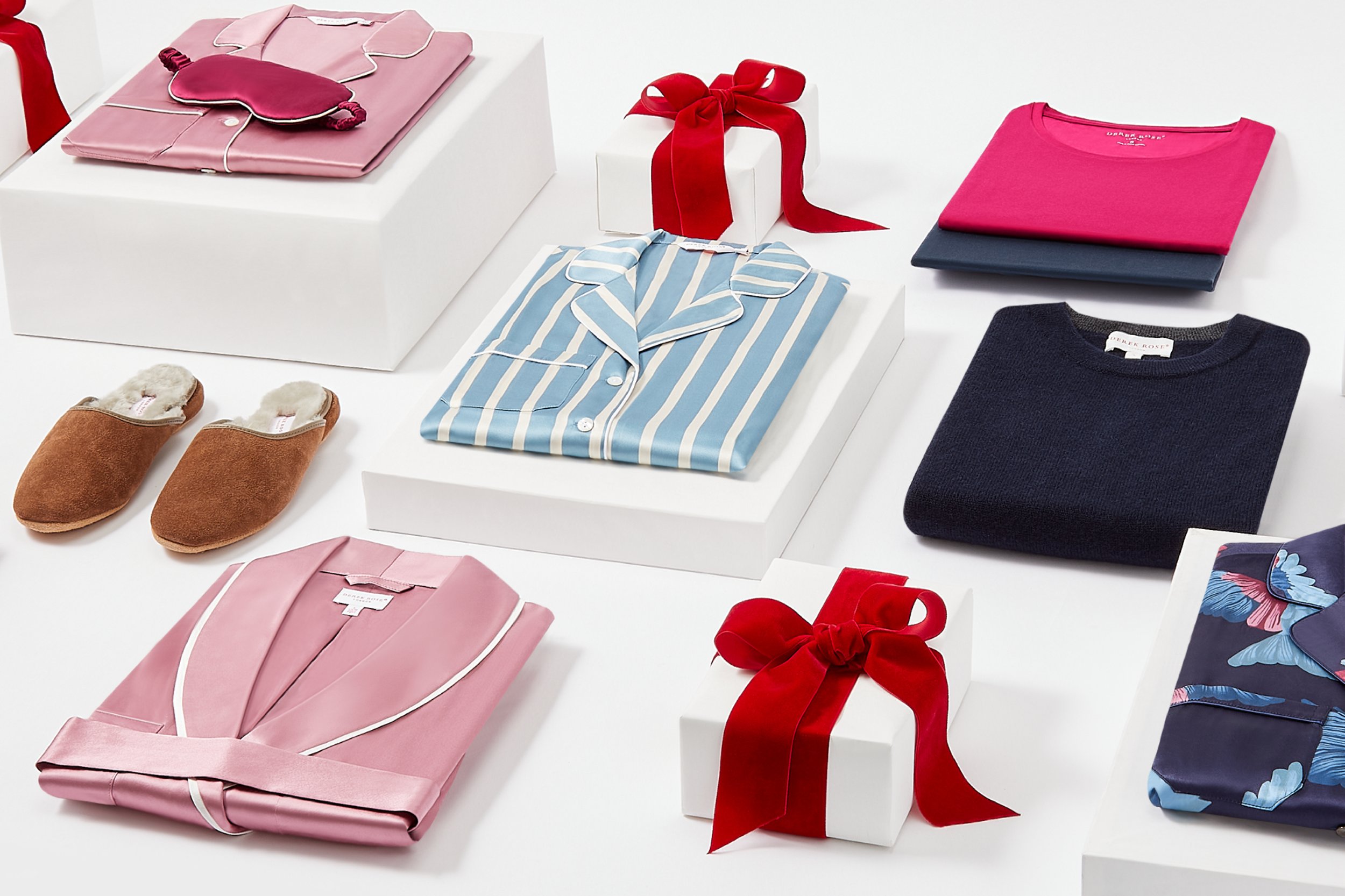 2. GIFTS_FOR_HER.jpg