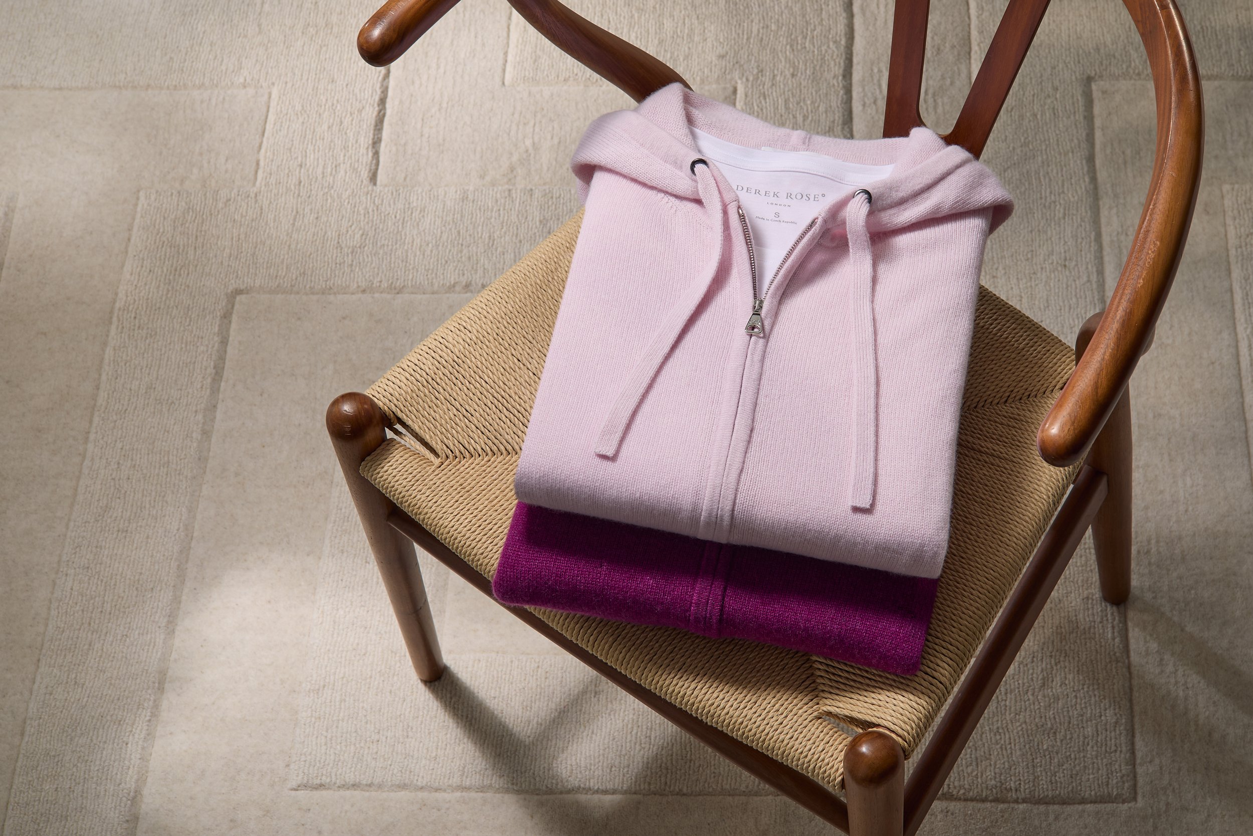 16. SHOT 20 HERO DECEMBER WOMENS CHRISTMAS CASHMERE.jpg