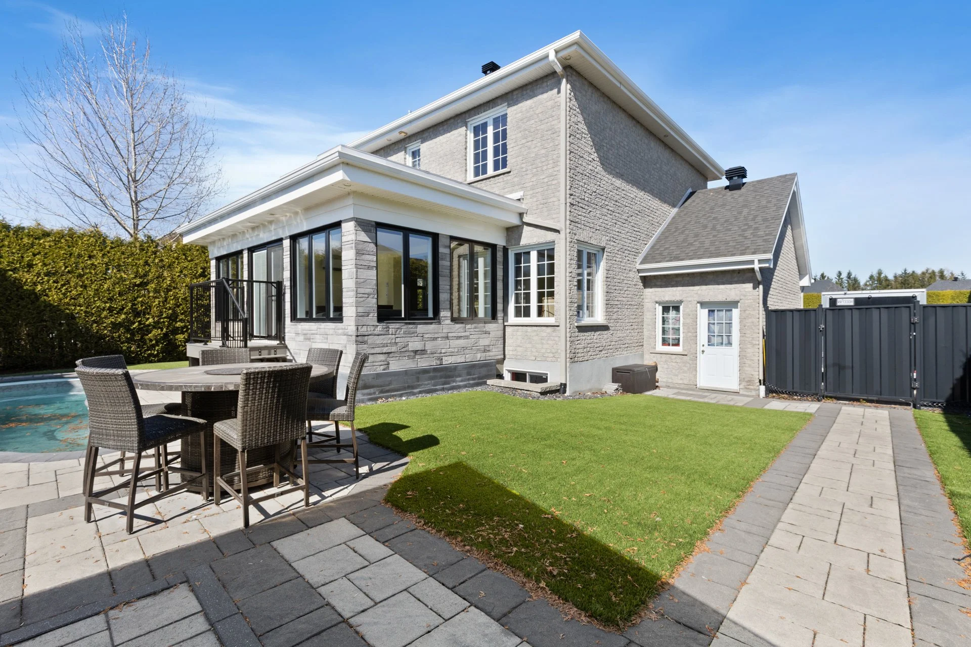 Cours arrière maison à Beauport Québec