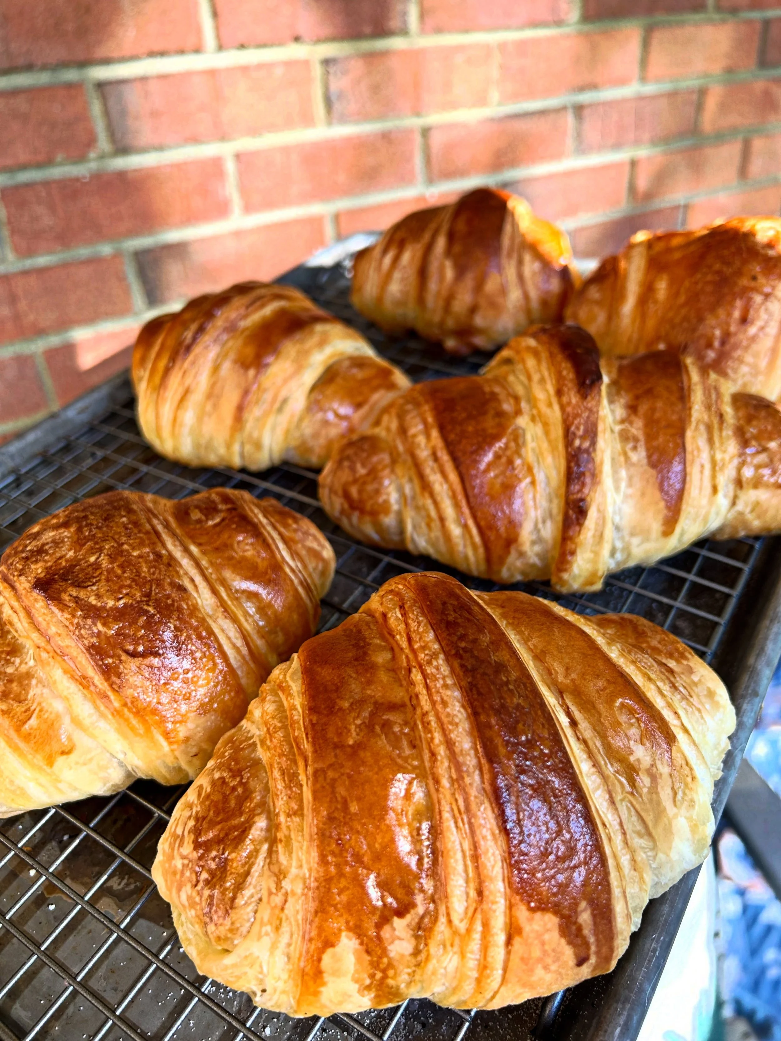The sourdough croissants this morning were simply GORGEOUS. They deserved their own post. 🥐 #HendersonvilleTN #SumnerCountyTN #MiddleTennesseeEats #NashvilleFoodie #HendersonvilleBakery