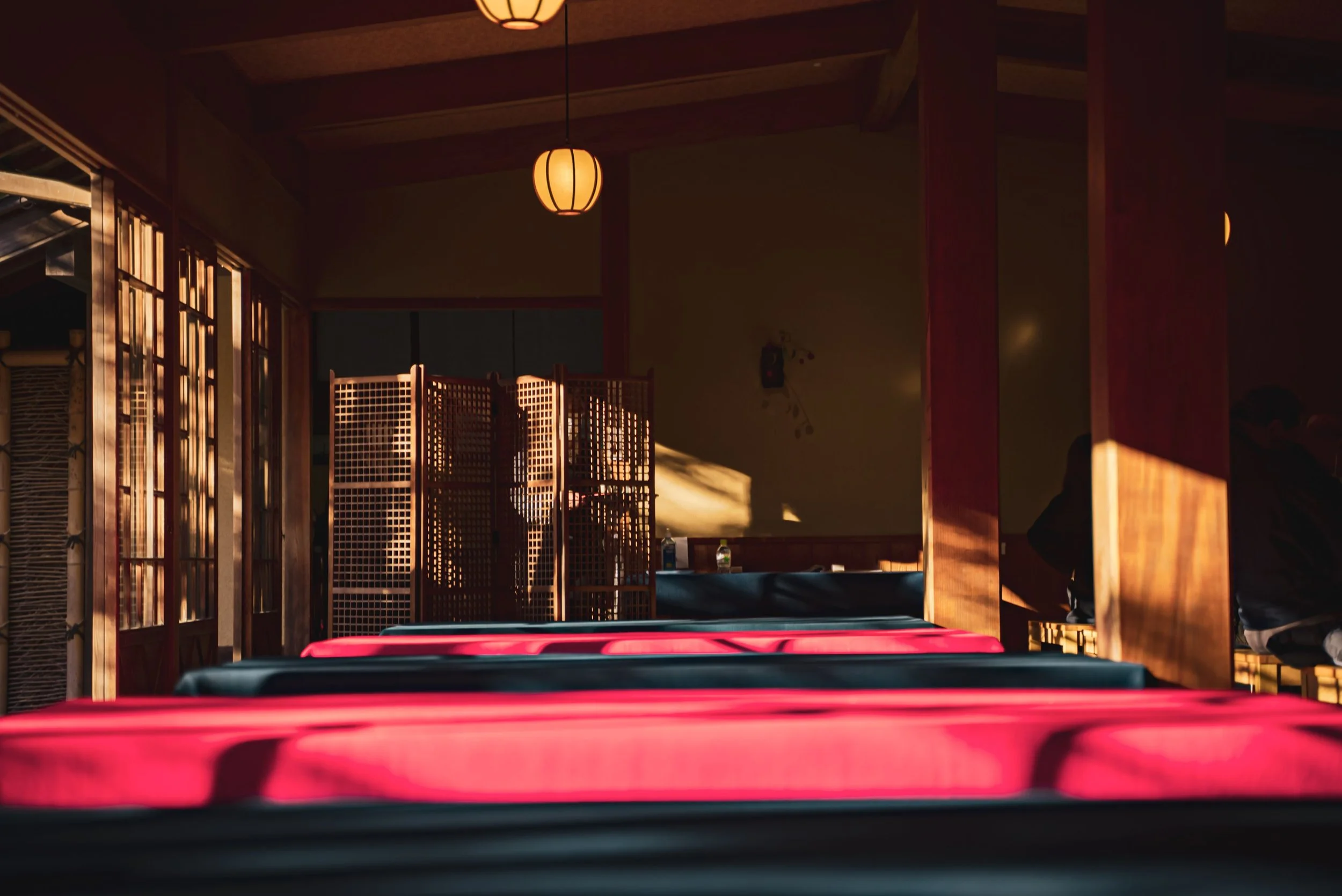 Dining Houses: Warehouse Hospitality