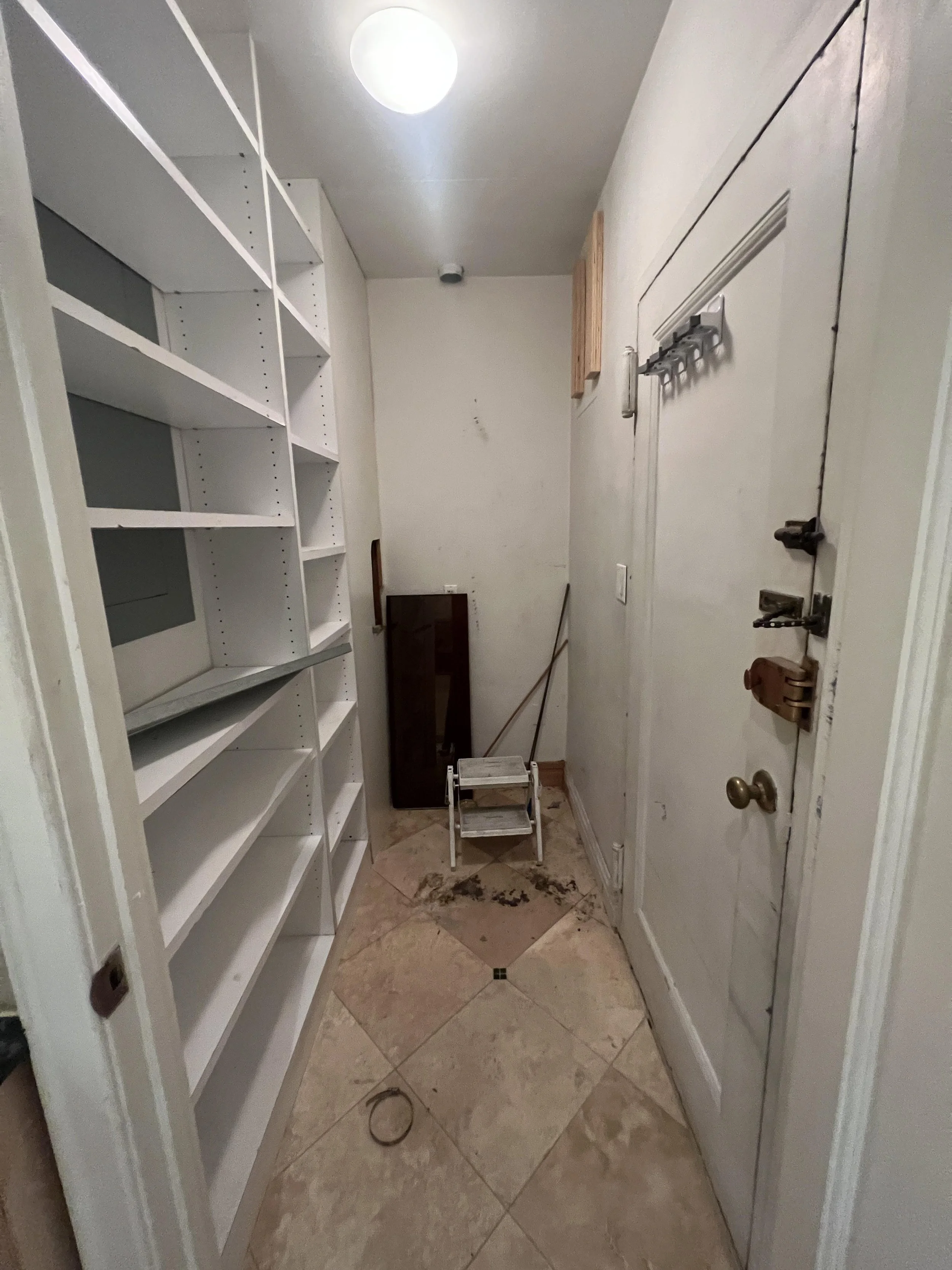 Existing Laundry Room.jpg