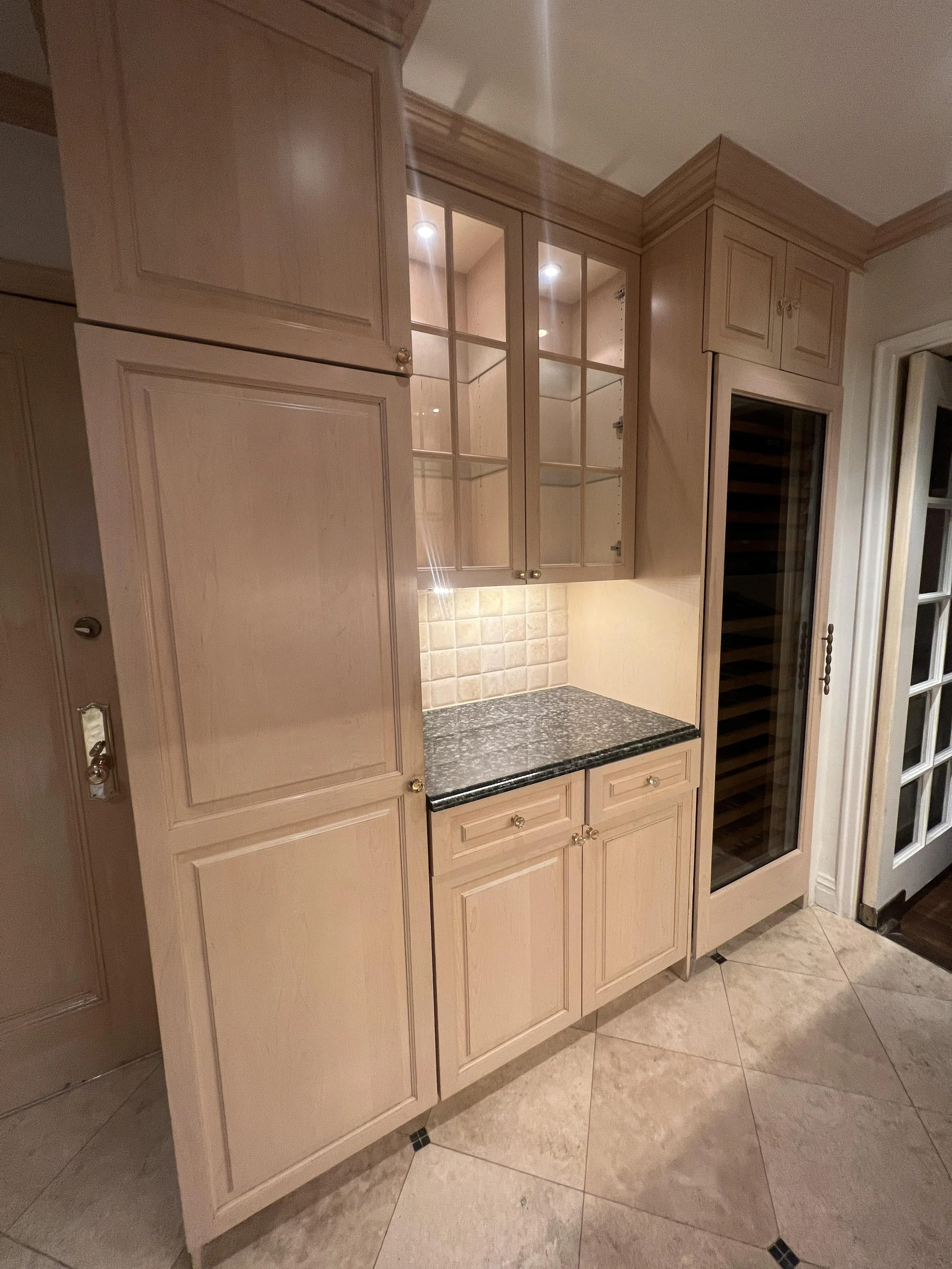 Butler's Pantry 2.jpg