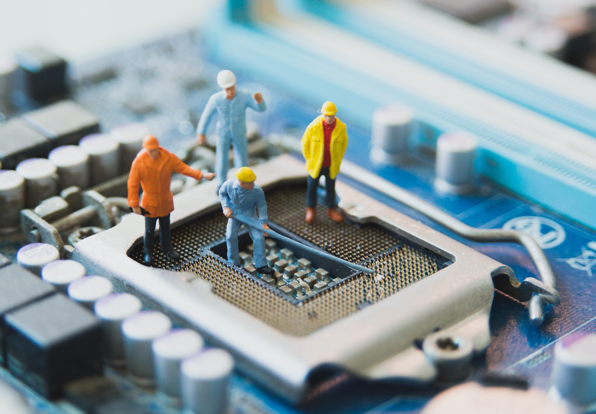 Tiny Tech Takes on Tumors — The Nucleus