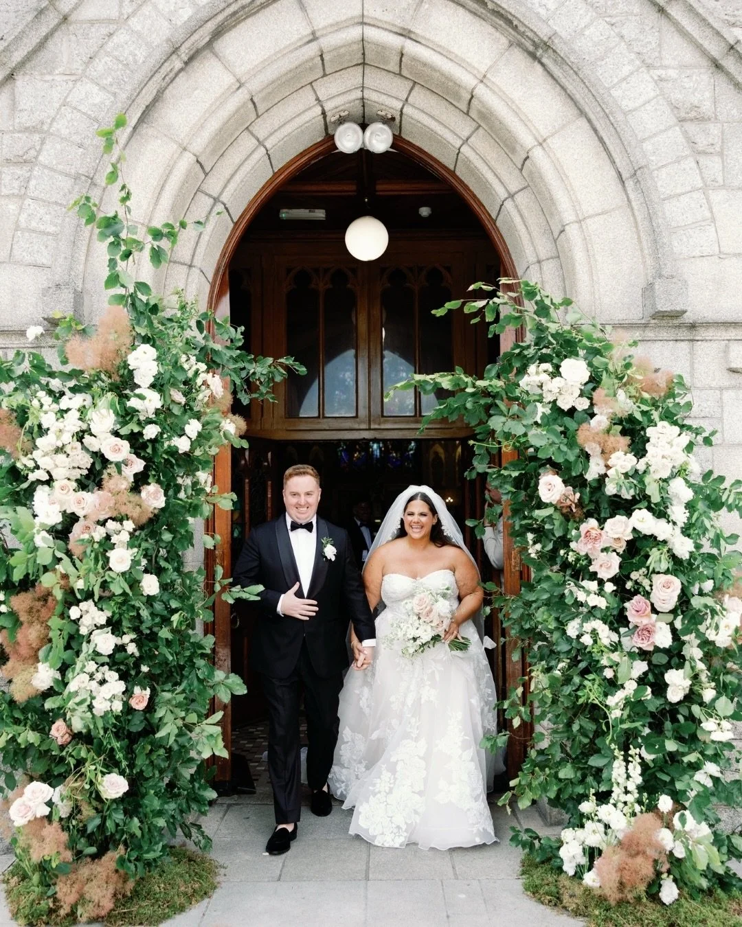 How to make planning a wedding something not so daunting? 

Having a wedding that translates everything you dreamed of is not an easy task, but also not impossible! 
As a self-proclaimed type A person, I do feel like I&rsquo;m qualified to help!! 

W