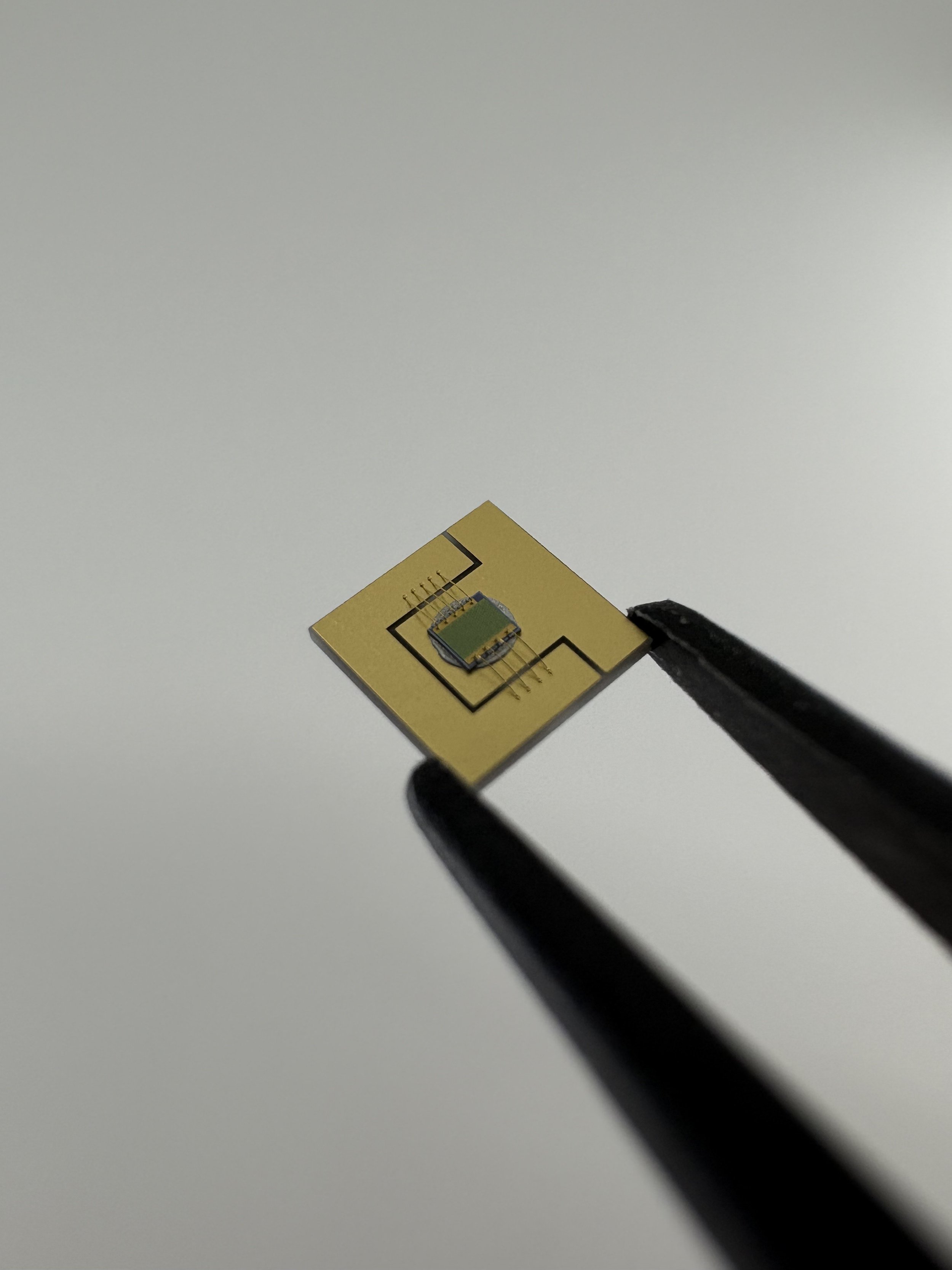 Record-setting performance of transmit metalenses