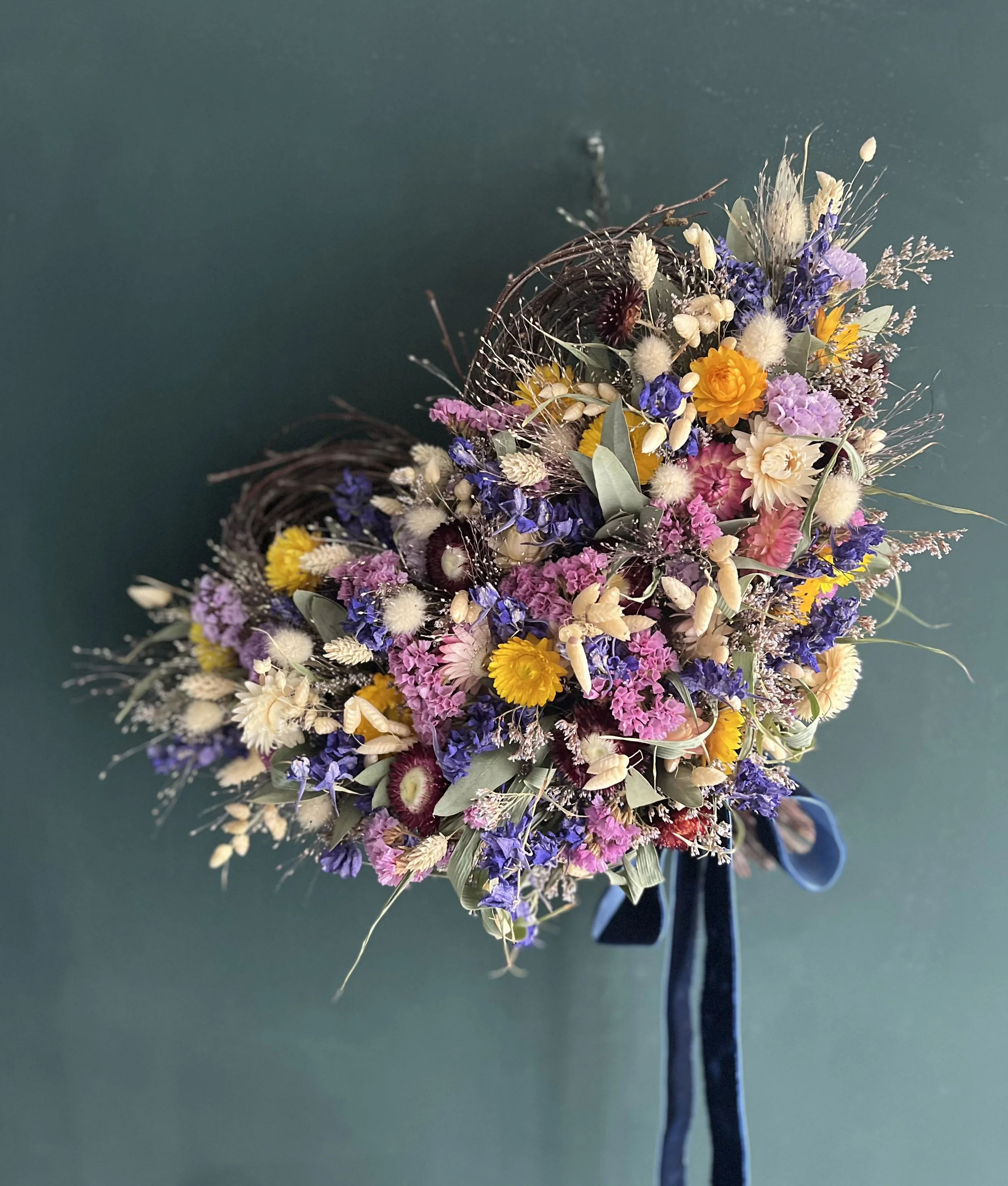 Dried Heart-Shaped Everlasting Floral Wreath