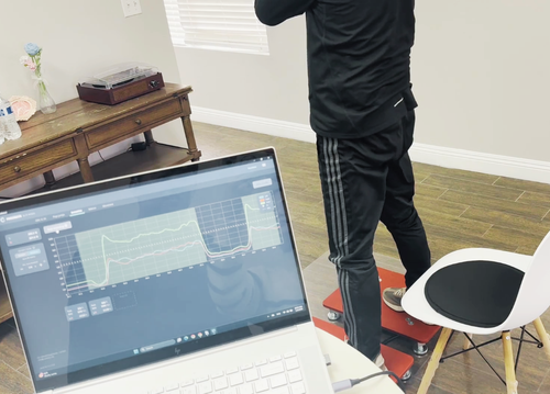 Patient undergoing movement assessment at Moviq Health