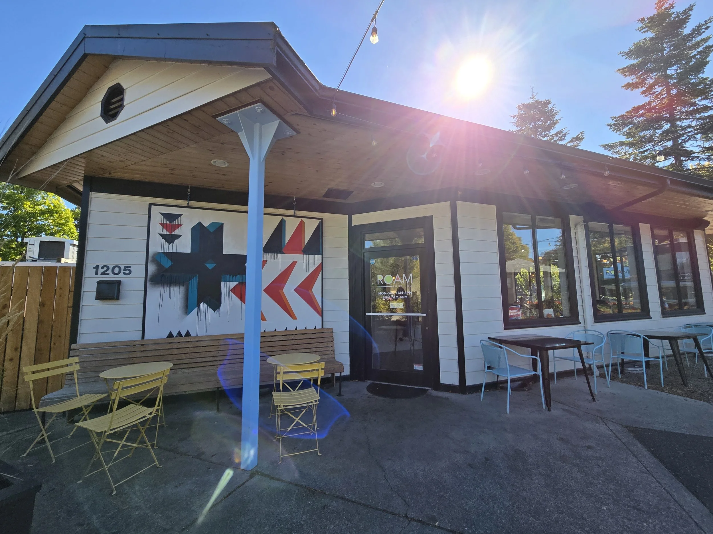ROAM Coffee in Bellingham (2).jpg