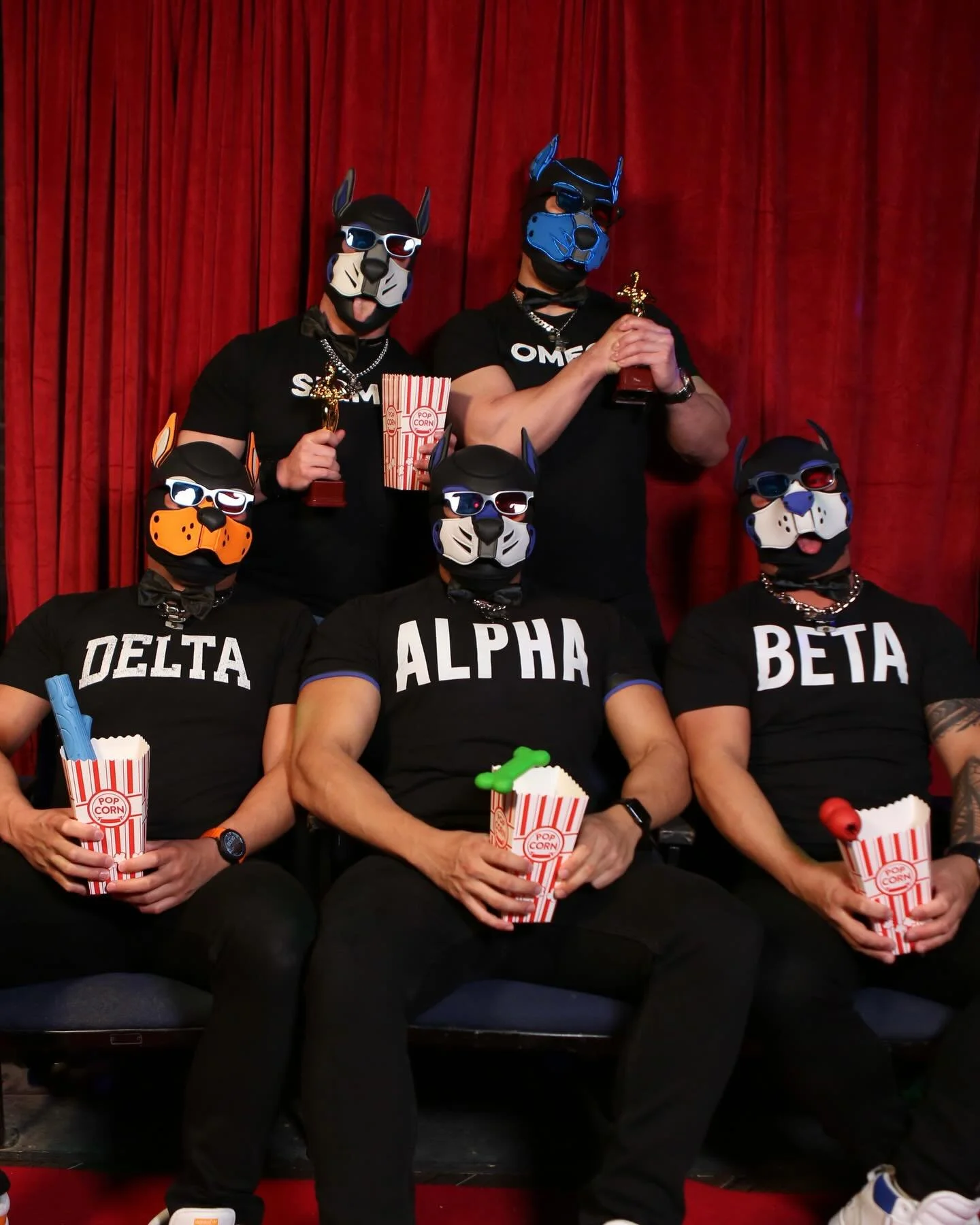 We&rsquo;d like to thank the academy! 
Throwback to our Oscars party at @precinctdtla last year 
Photos by @olinschneeds 

Next up: HOWL Easter Puppy
Sunday April 5th 3pm-9pm at @precinctdtla