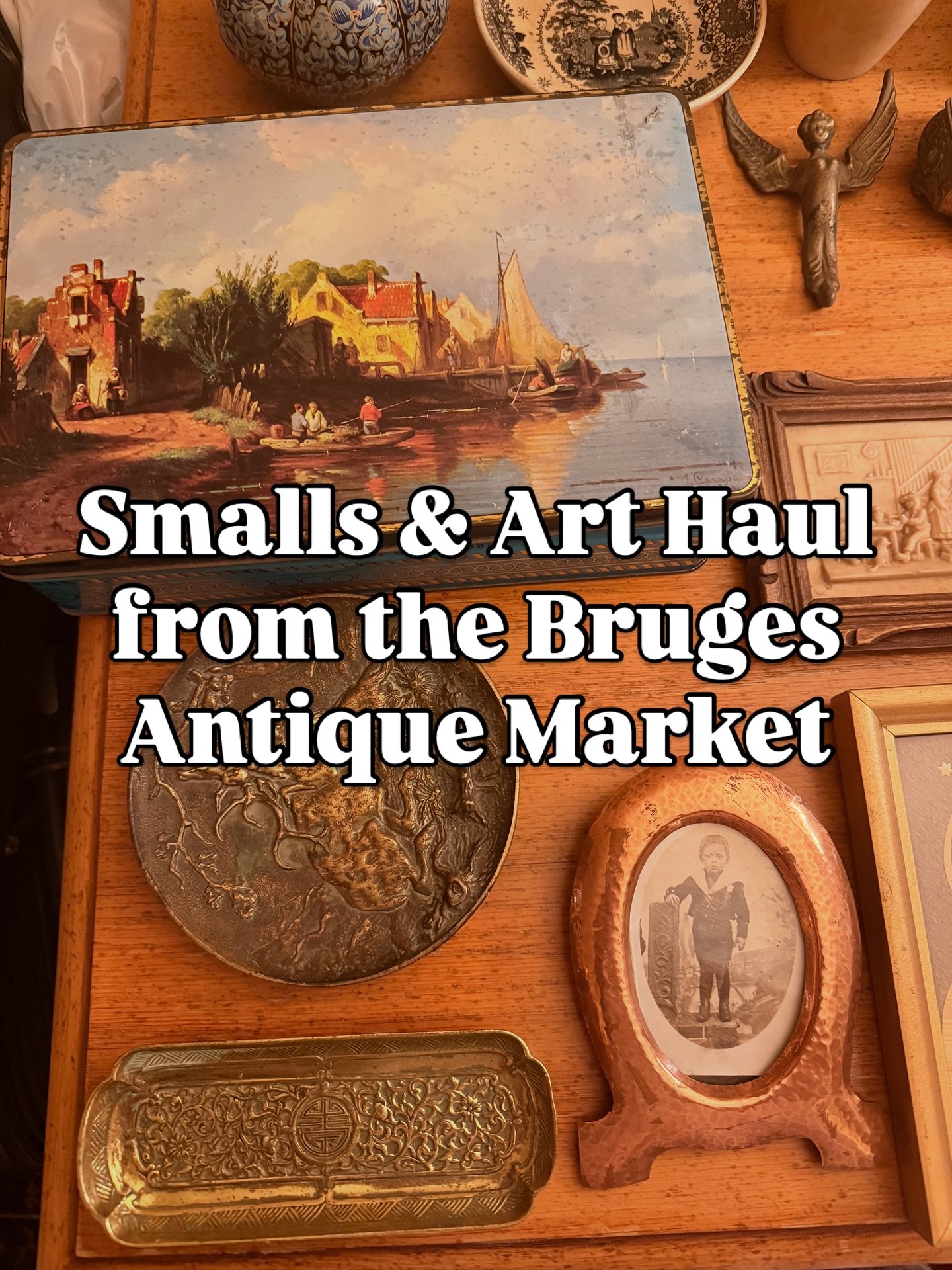 Made it out of the big Bruges Antique Market tired (see my mom in the last photo 🤣) but alive and happy with so many great finds! I stayed within my budget for the market (but don&rsquo;t worry, I have been to 3 other European flea markets and an un
