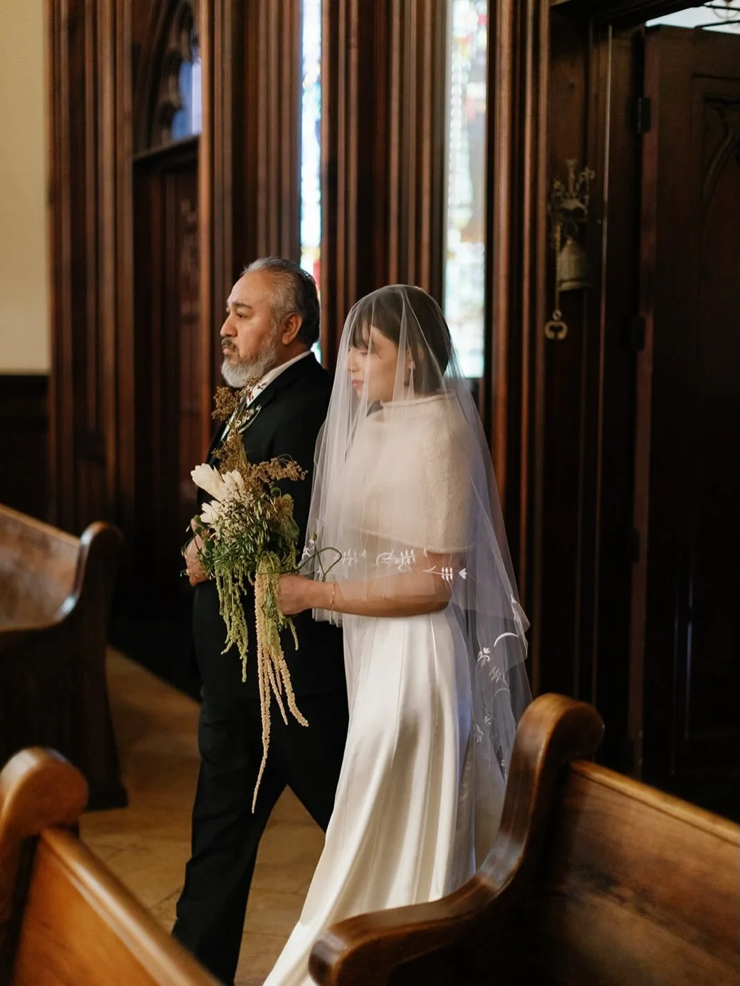 Teared up looking through this gallery. @amandanoel___ truly is an artist. Such a special day! 🤍

Cassie + Justin, forever obsessed with yall!!