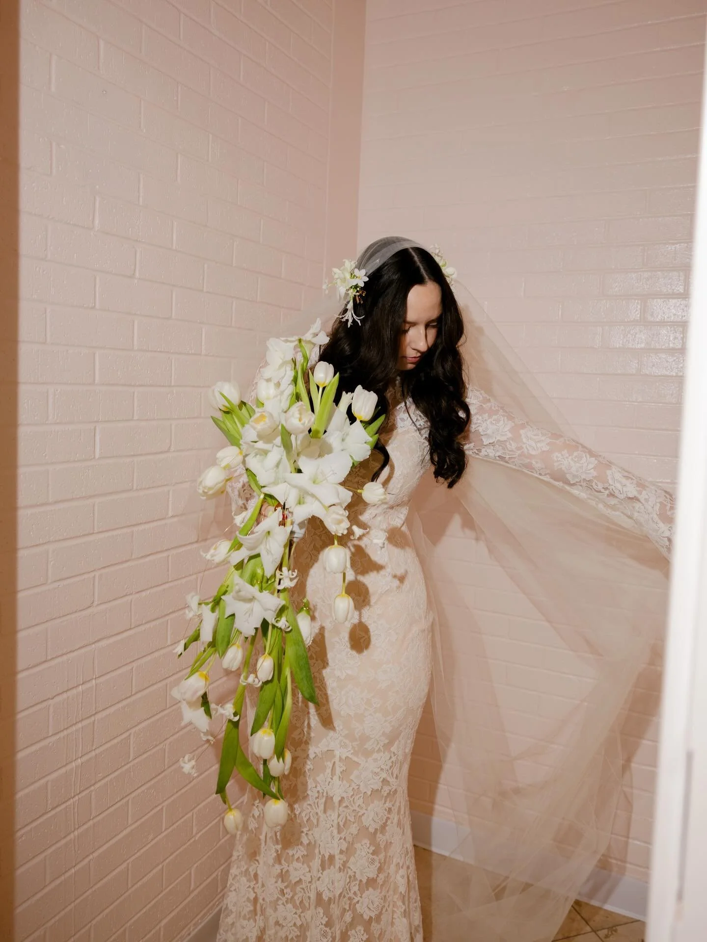 Completely wrapped up in this love story told by @abbyburgy 

Perfect details for such a special day for @katherines.username 

So Lucky to have been a part of this day ❤️