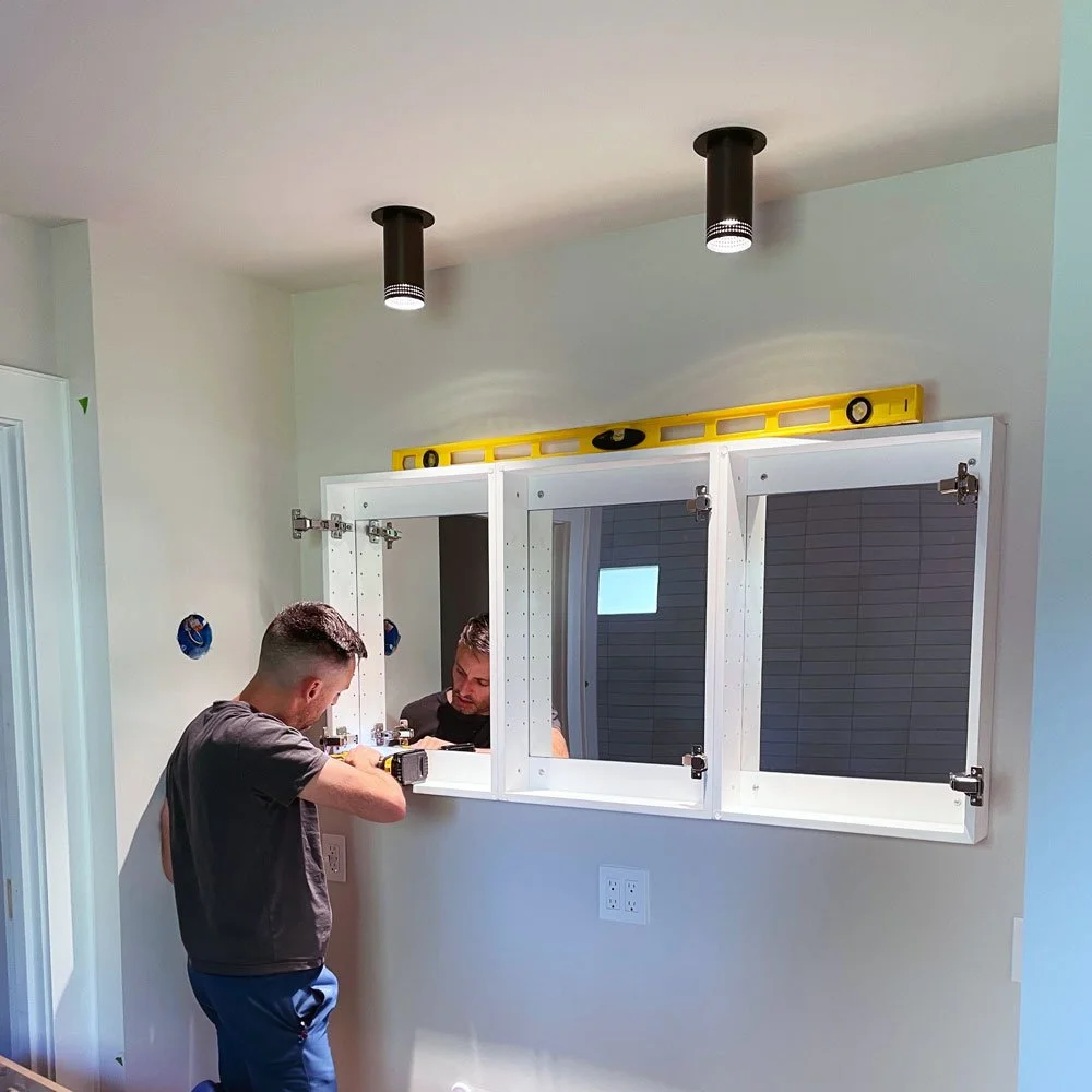 What to Look for When Hiring a Contractor (Especially as a Woman)