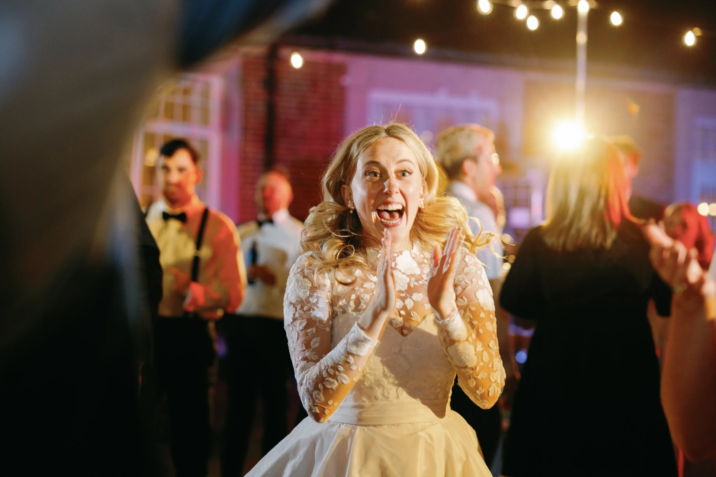 2512_Megan&NealWeddingDay.jpg