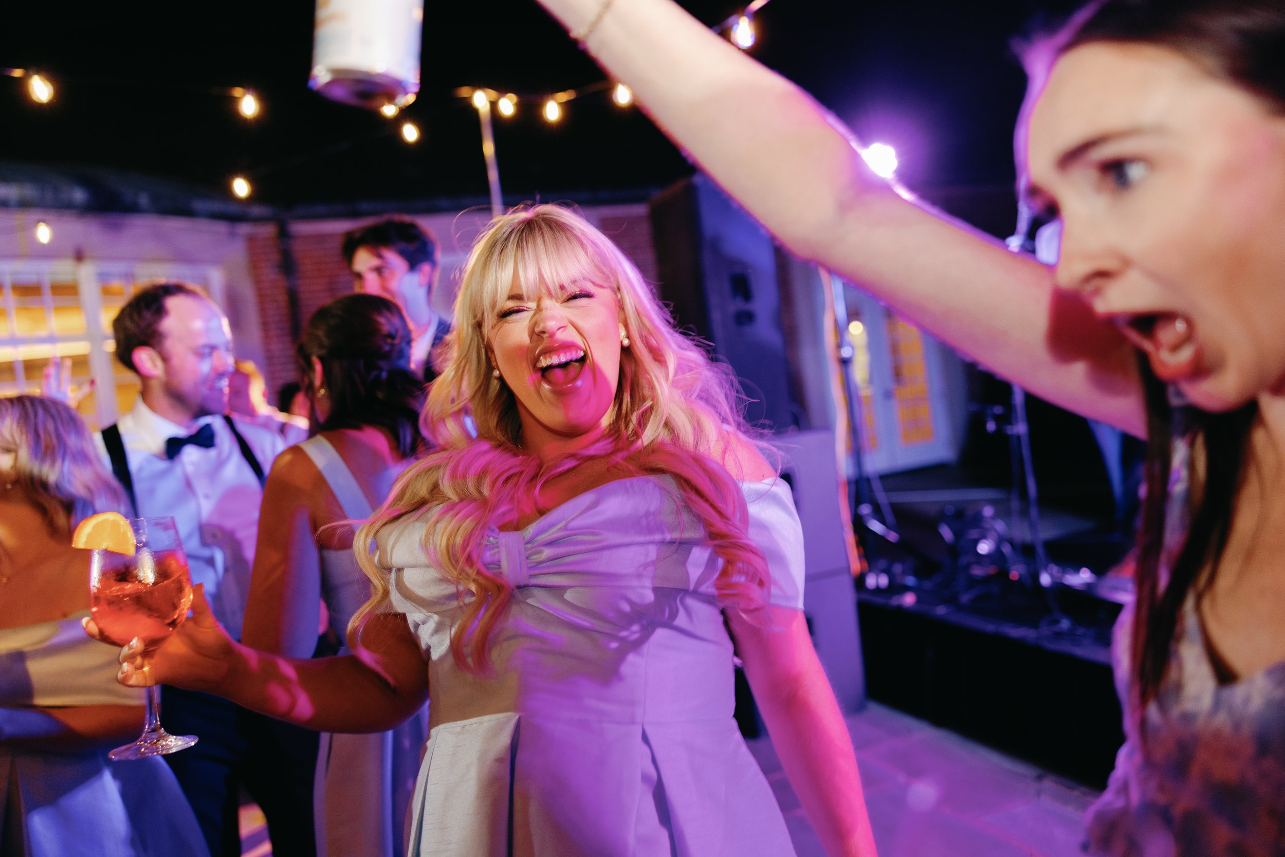 2547_Megan&NealWeddingDay.jpg
