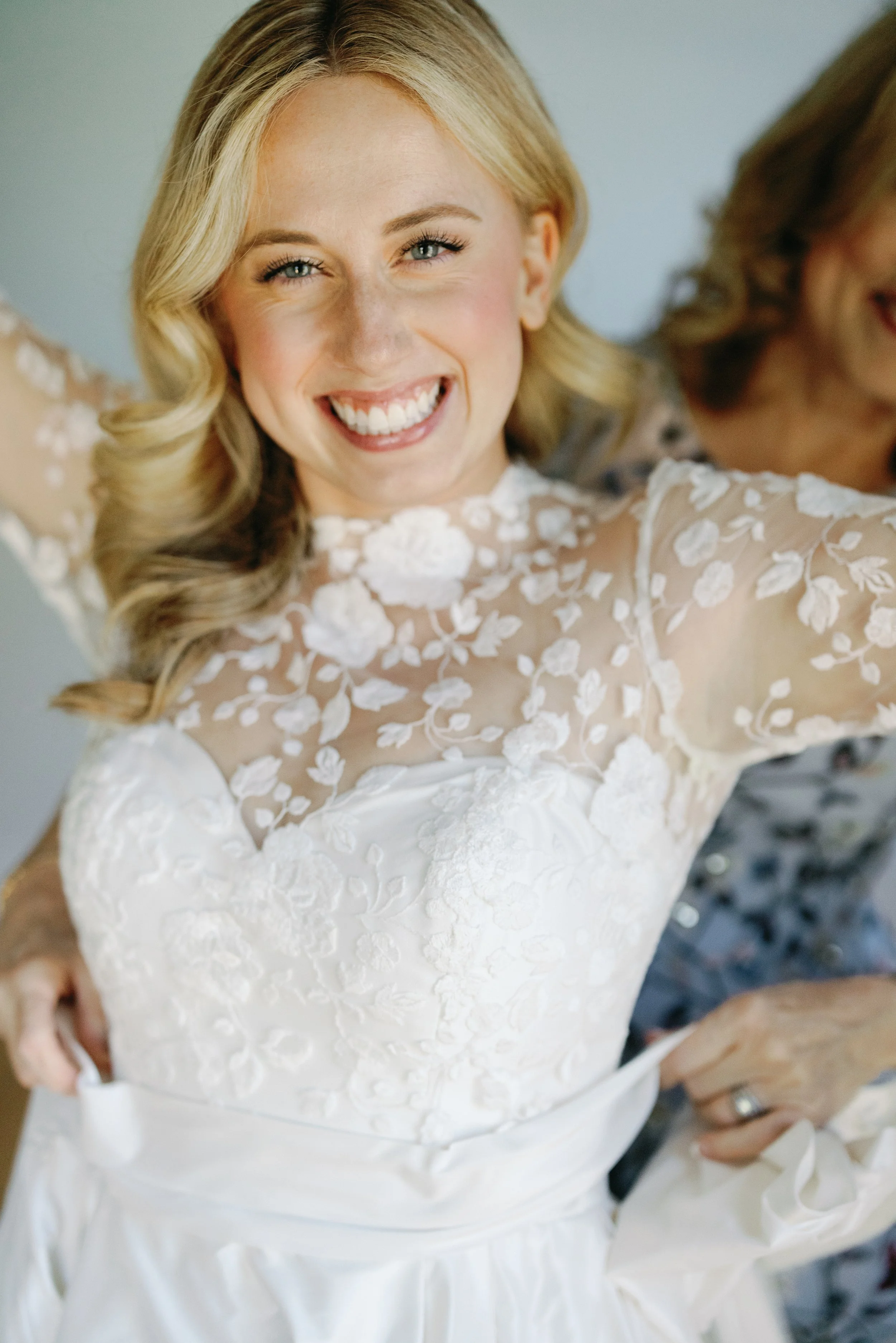 0233_Megan&NealWeddingDay.jpg