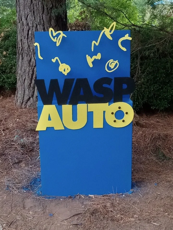 Wasp Auto Mechanic in Durham Sign