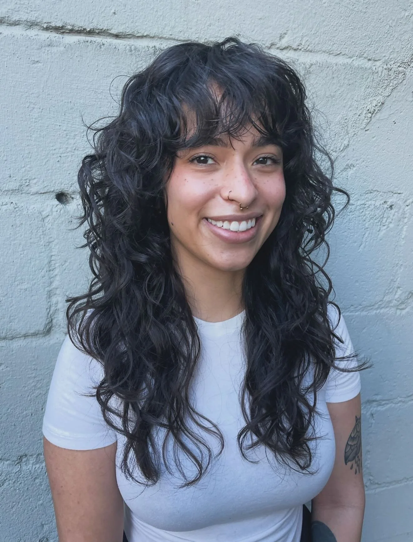 @christywiththecurls RULES at cutting hair, she works with all textures but specializes in CURLS of any form. she hates the internet 🛜 (don&rsquo;t blame her) so here&rsquo;s a curl round up. let&rsquo;s all tell christy how good at hairs she is 😀 