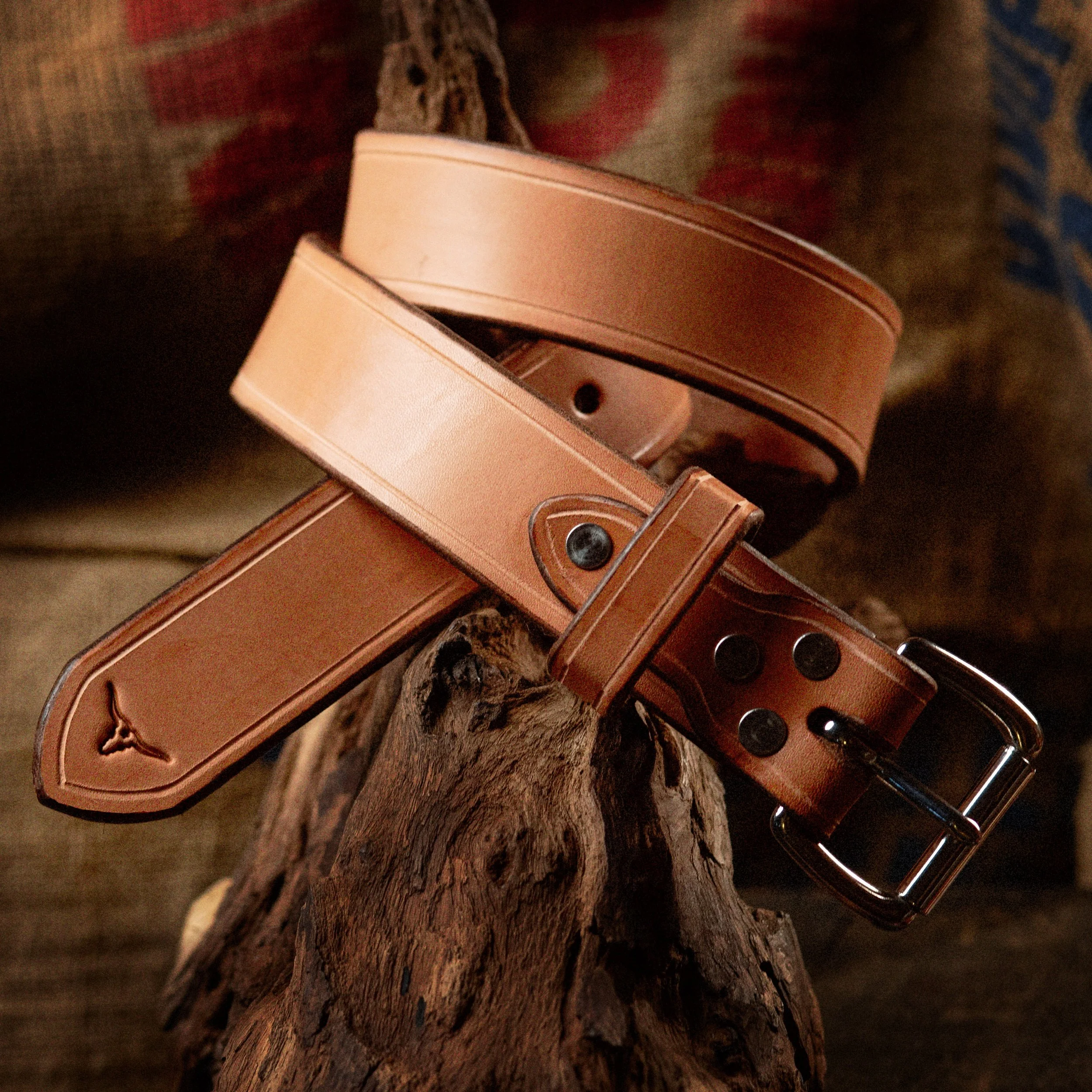 1877-lineman-full-grain-leather-belt-02.jpg