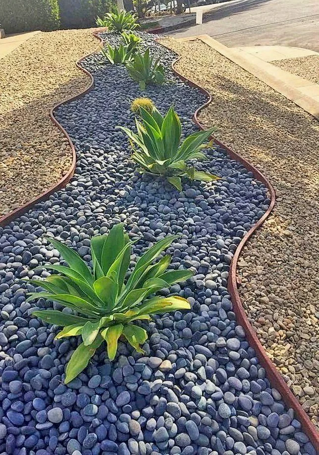 Landscape edging supplies for cobblestone path in Arlington, TX