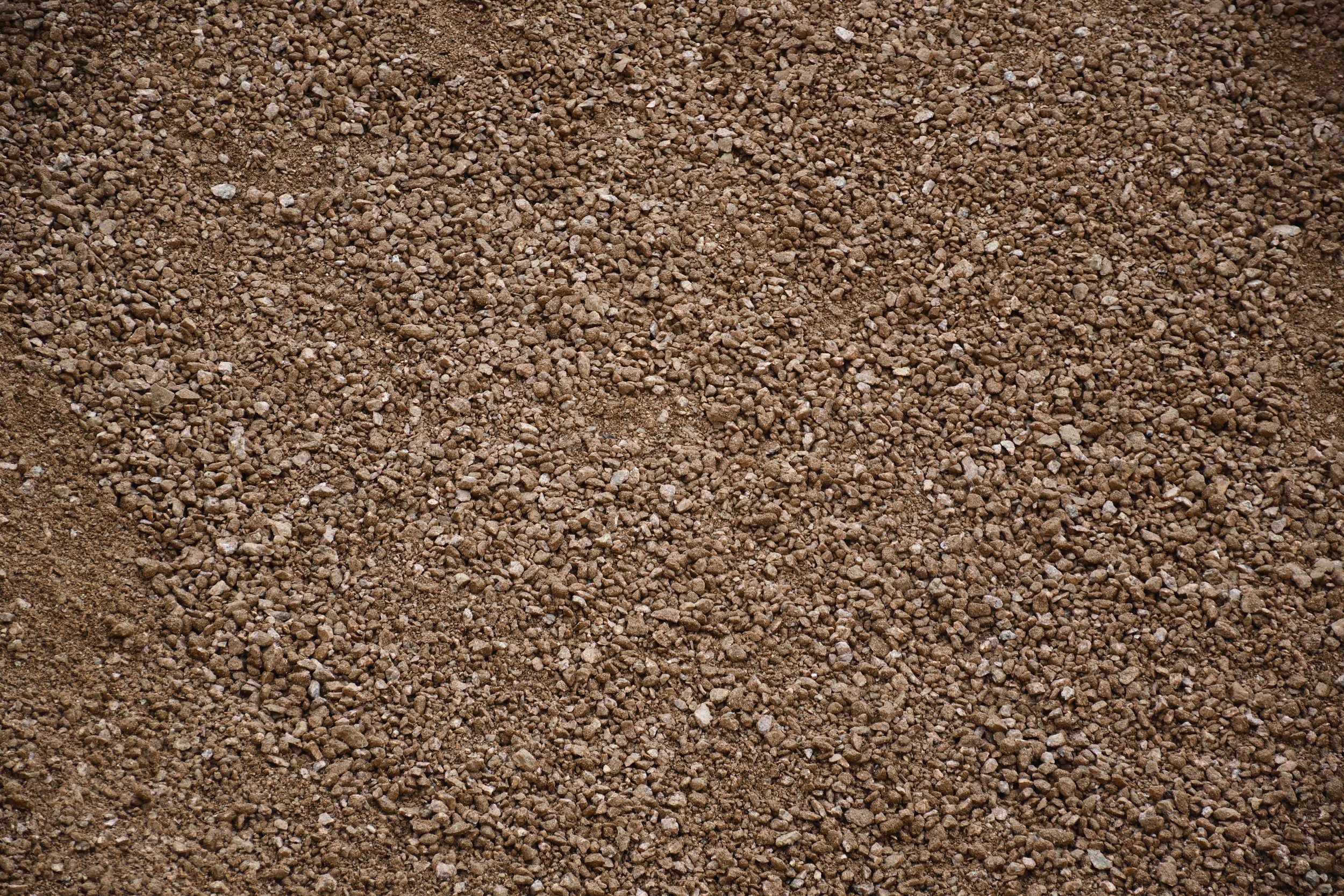 What Makes Decomposed Granite One of the Most Versatile Materials in Your Yard