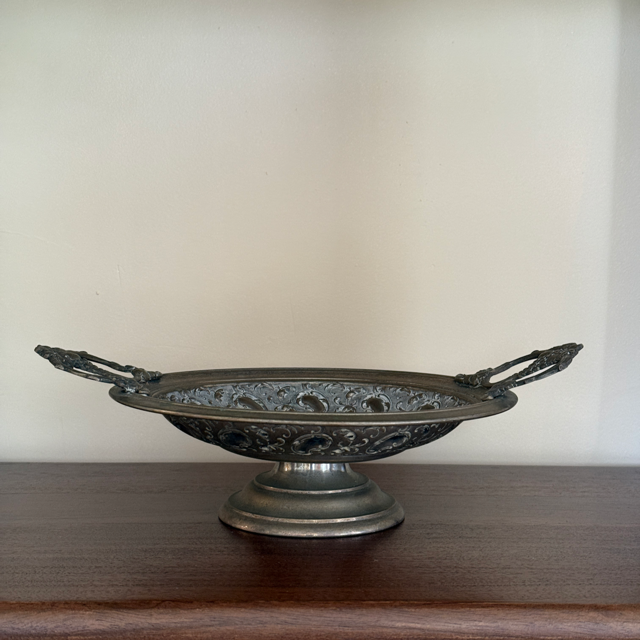vintage.footed.bowl.1.png