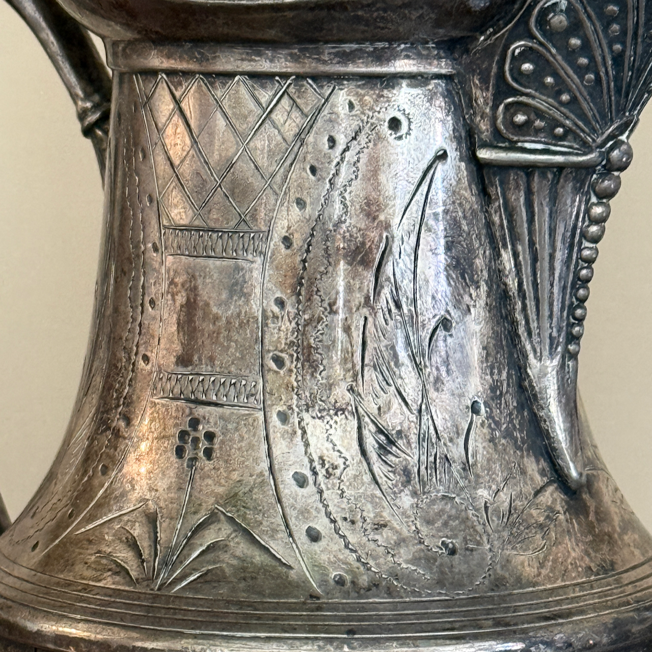silverplate-creamer-pitcher-detail-4.png