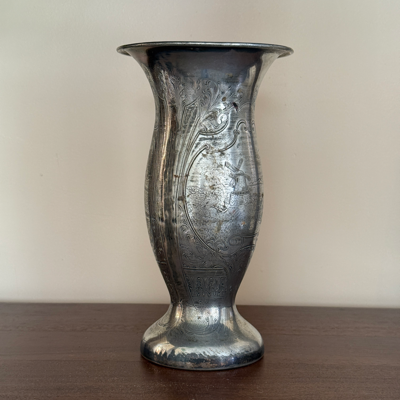 silverplate.vase.2.png