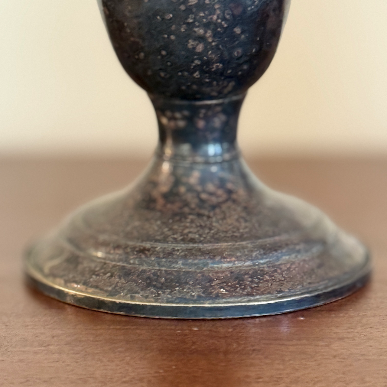 silver.plate.oil.lamp.detail.2.png