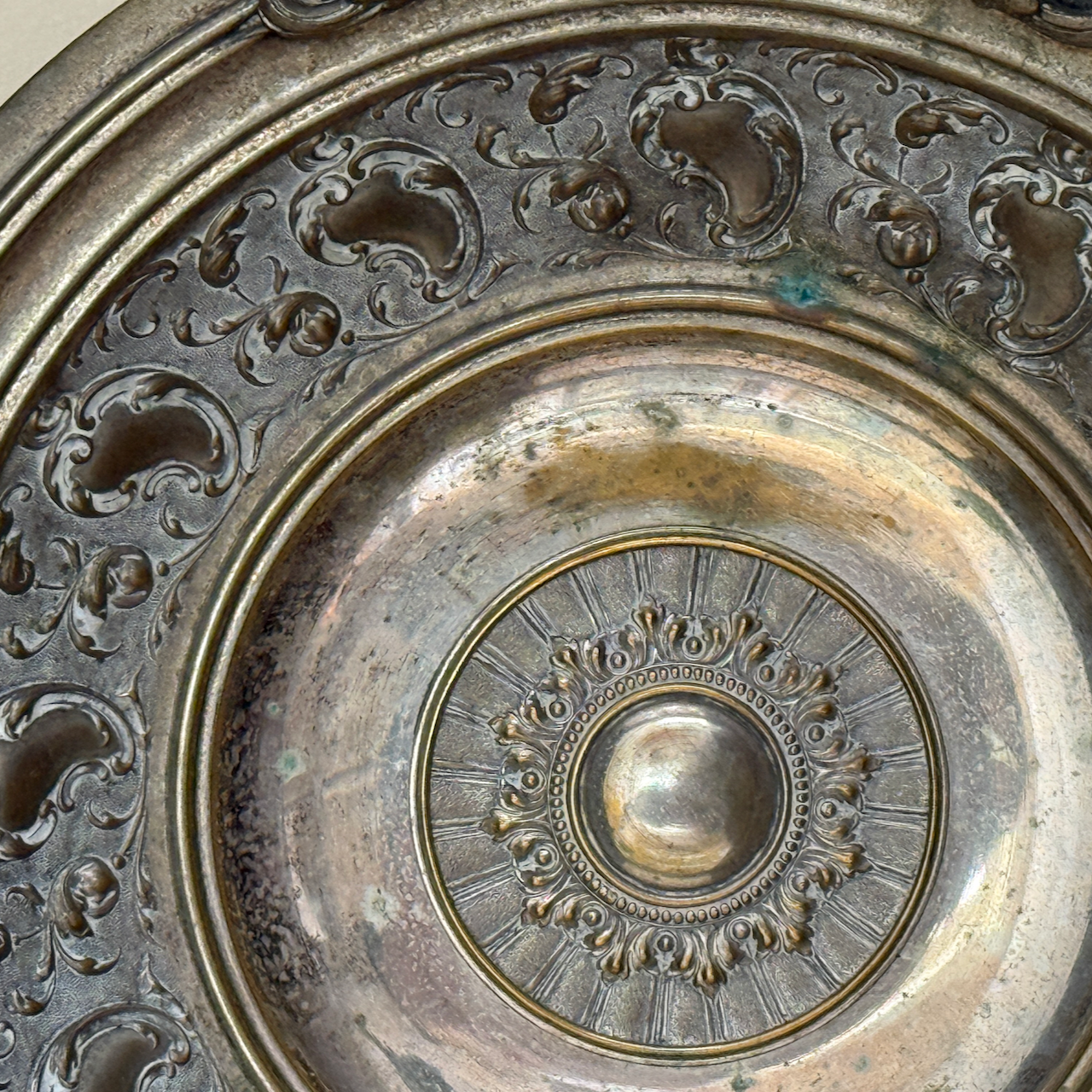 vintage+footed+bowl.detail.4.png
