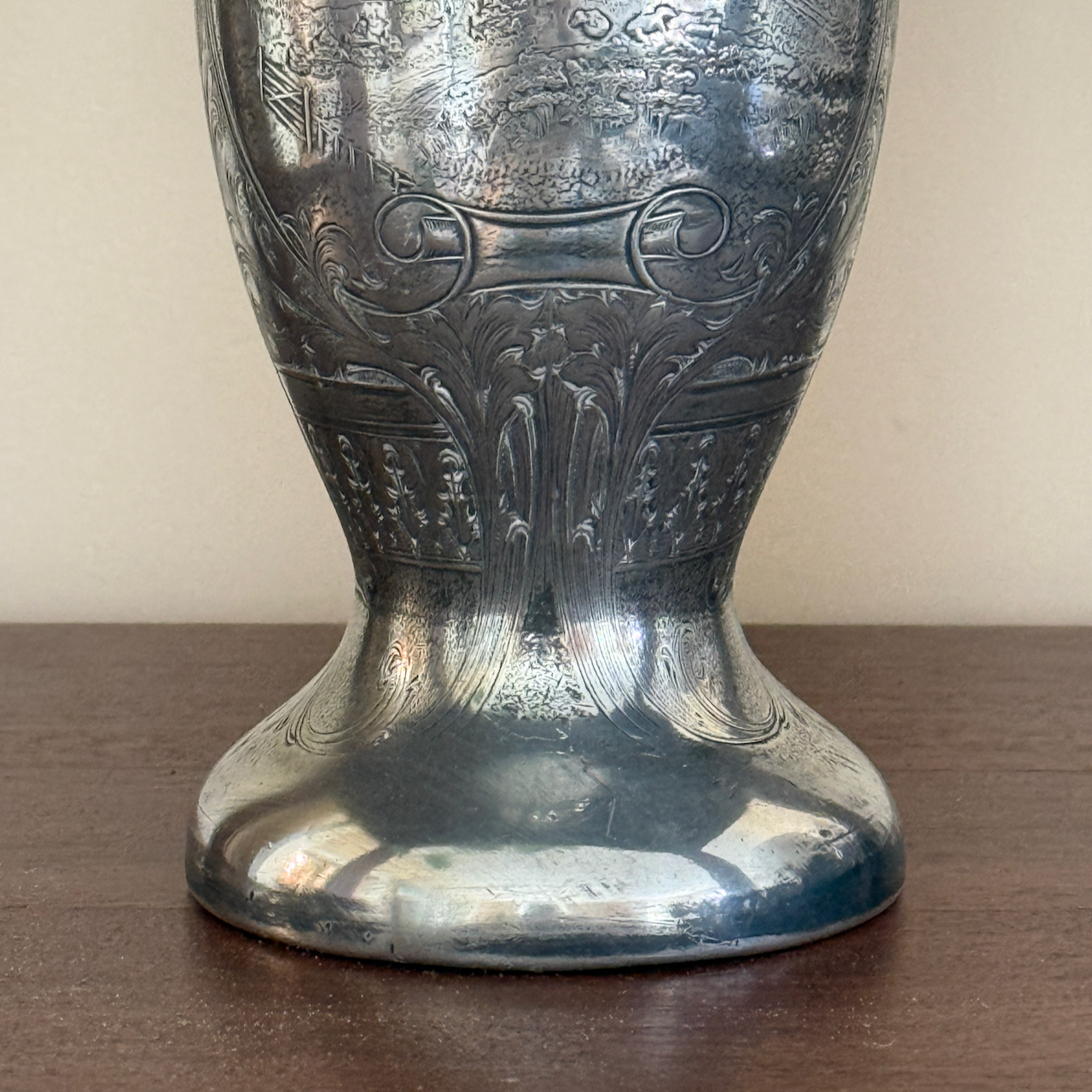silverplate.vase.detail.2.png
