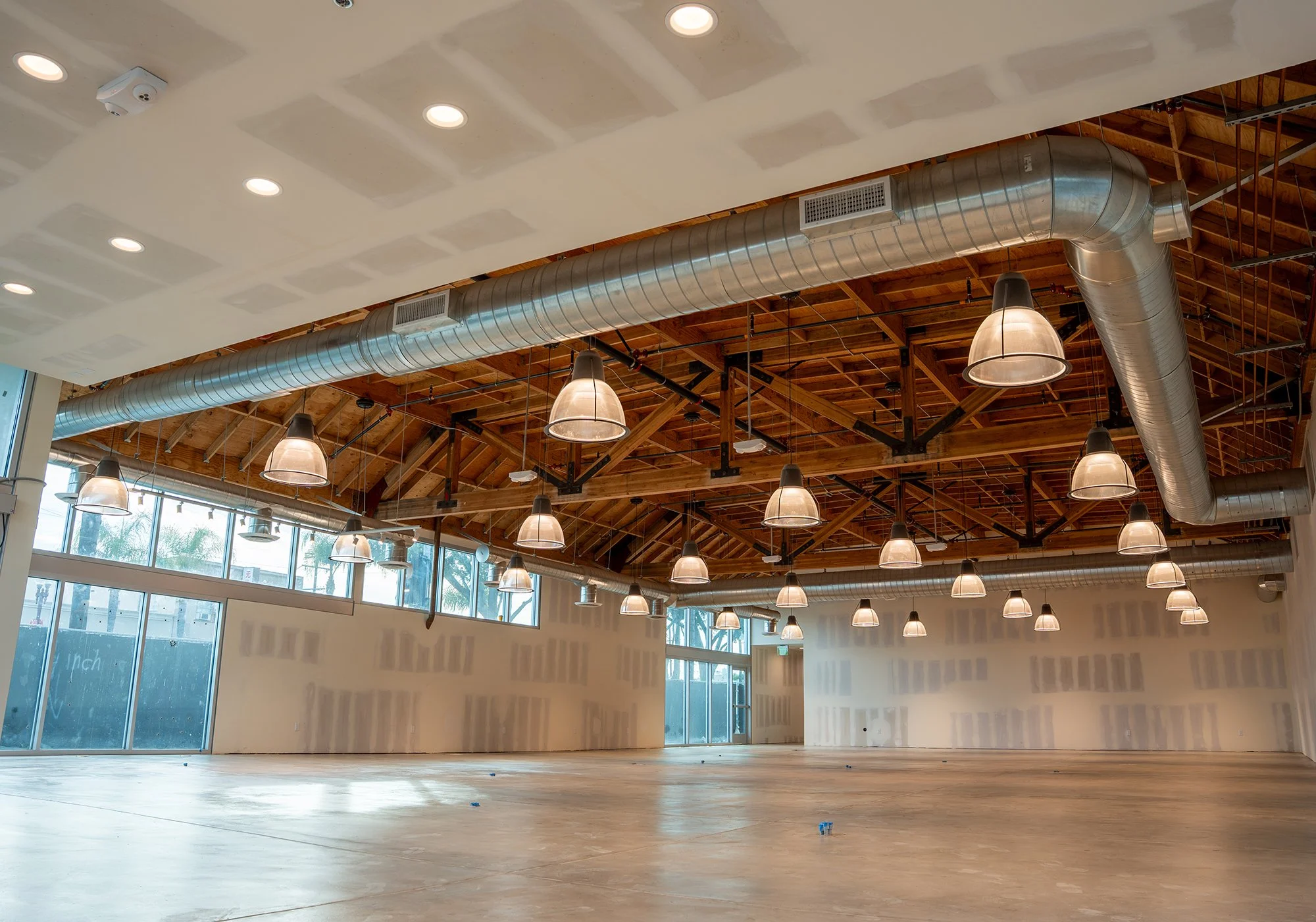 283 E Garvey Monterey Park-2.jpg