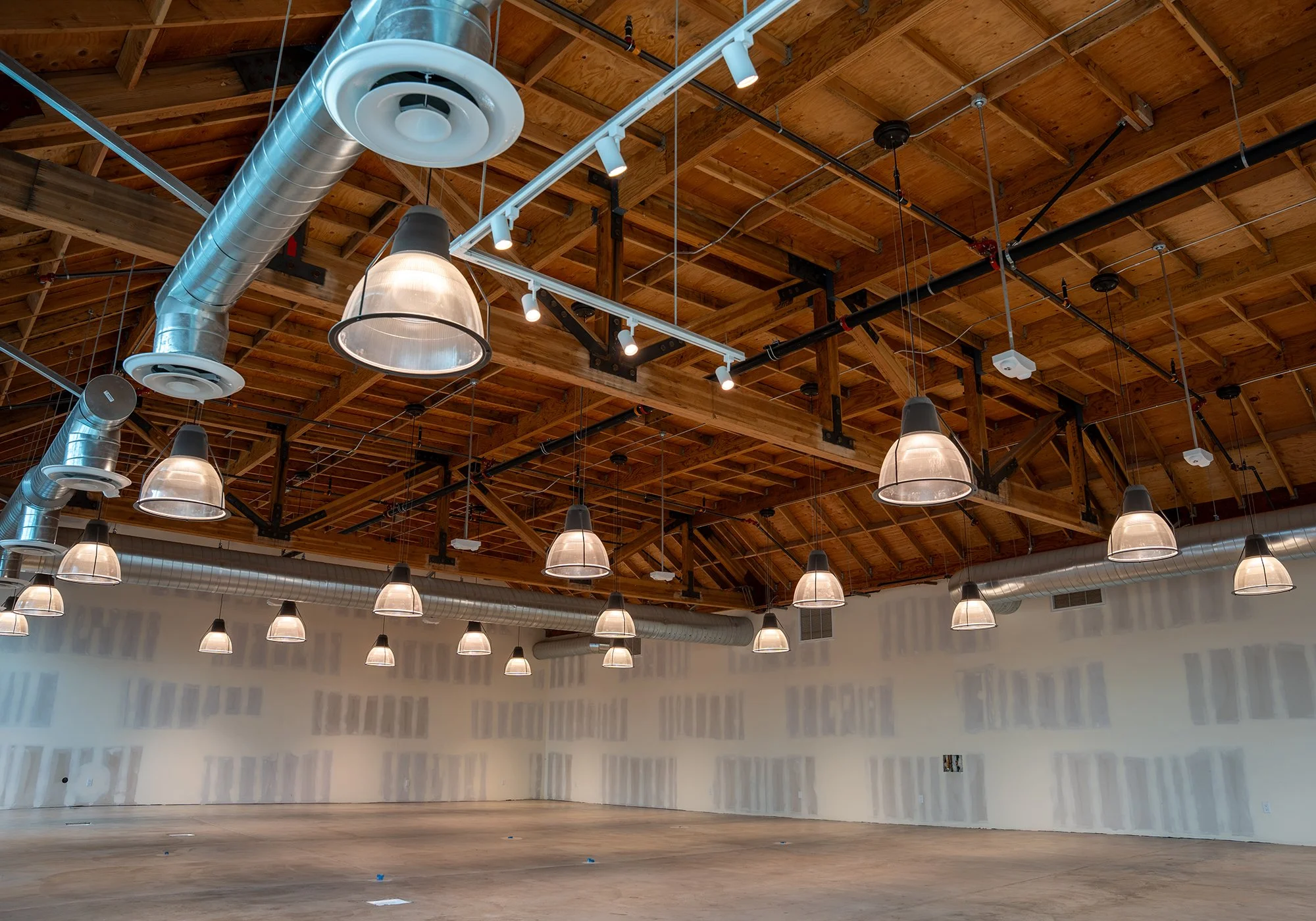 283 E Garvey Monterey Park-4.jpg