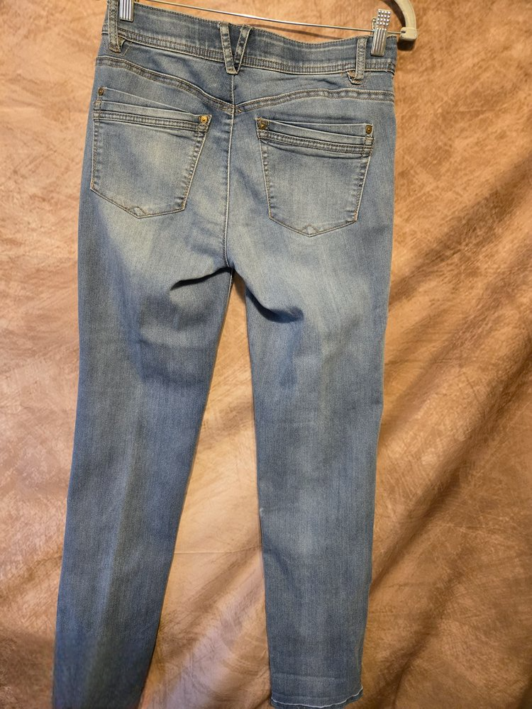 67ec7d872bb05_67ec7d872bb03-Photoroom.png