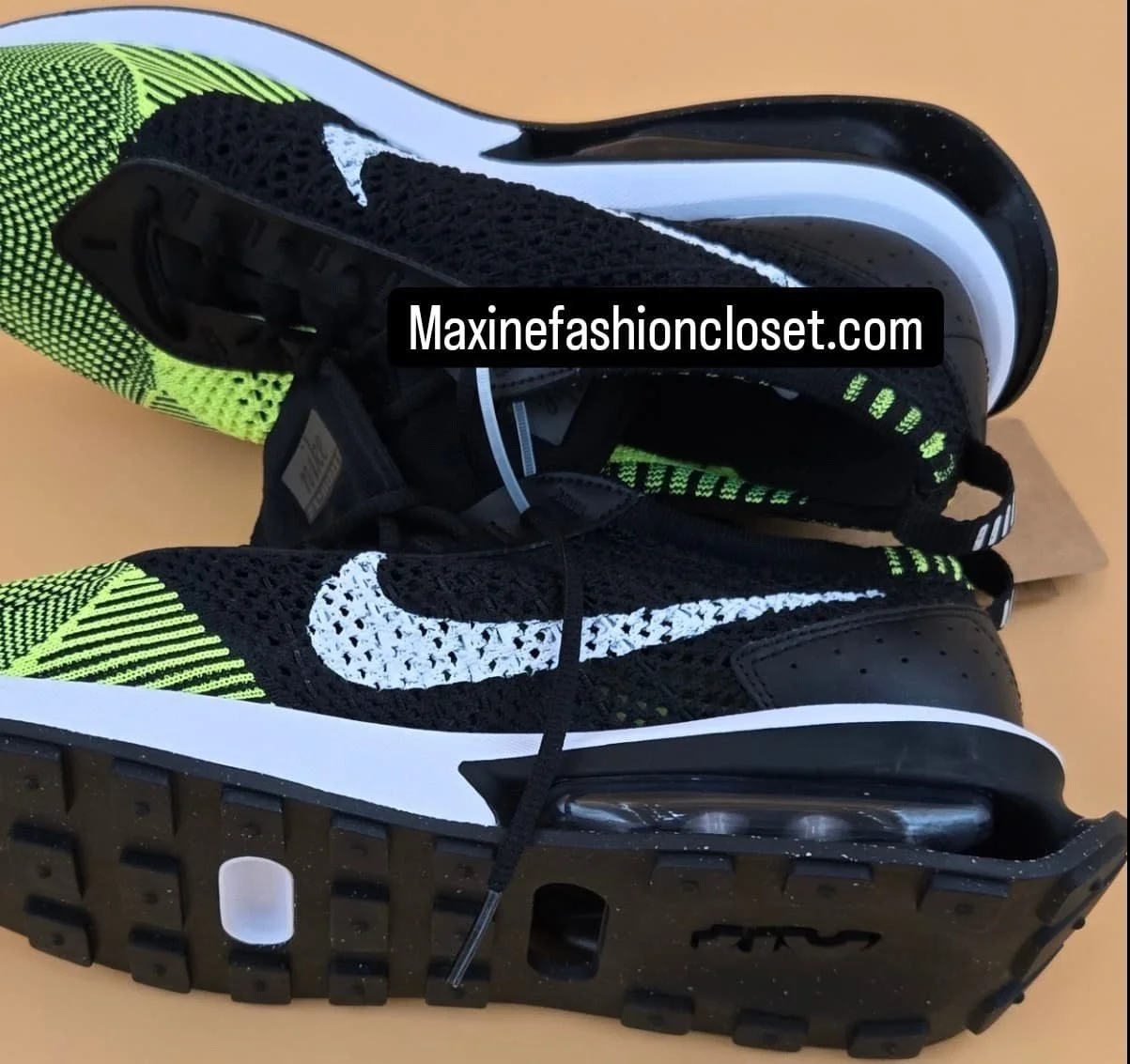 NIKE LIME GREEN WITH BLACK NWT.
