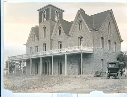 Marsh house withh model T.jpg