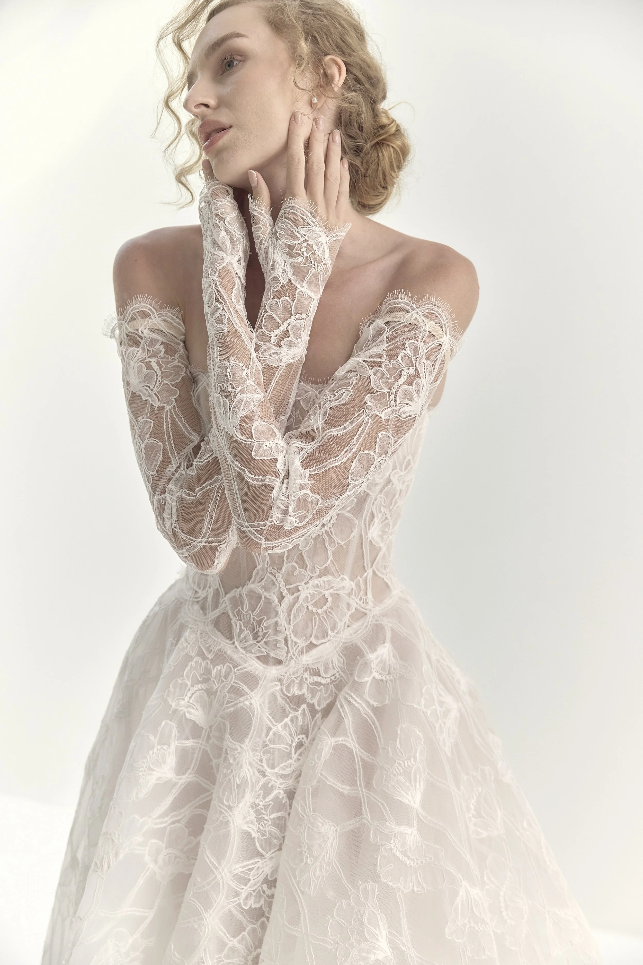 WHISPER DRESS & SLEEVES AW26.jpg