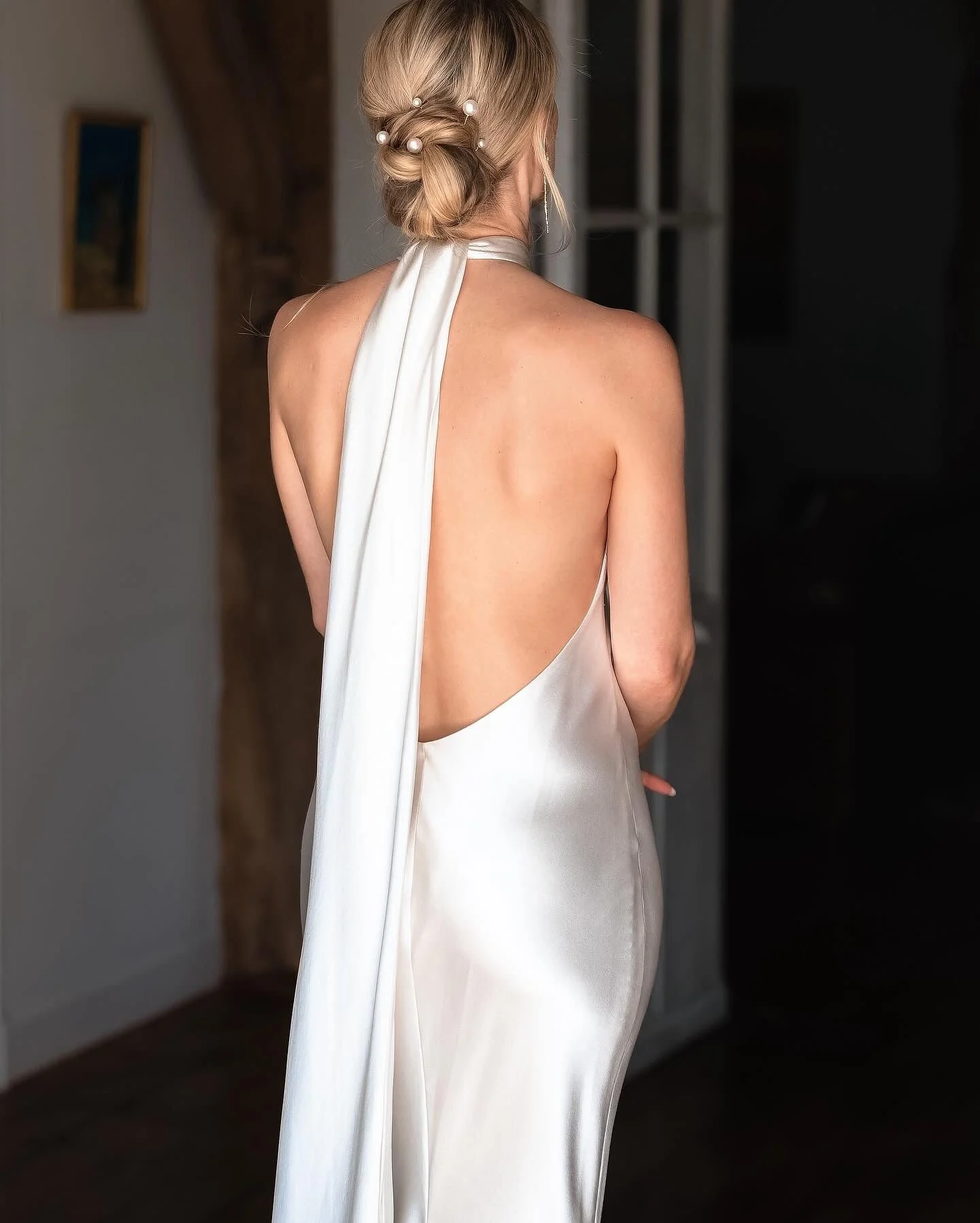 1TwistHalter-HeavySatin (3).jpg
