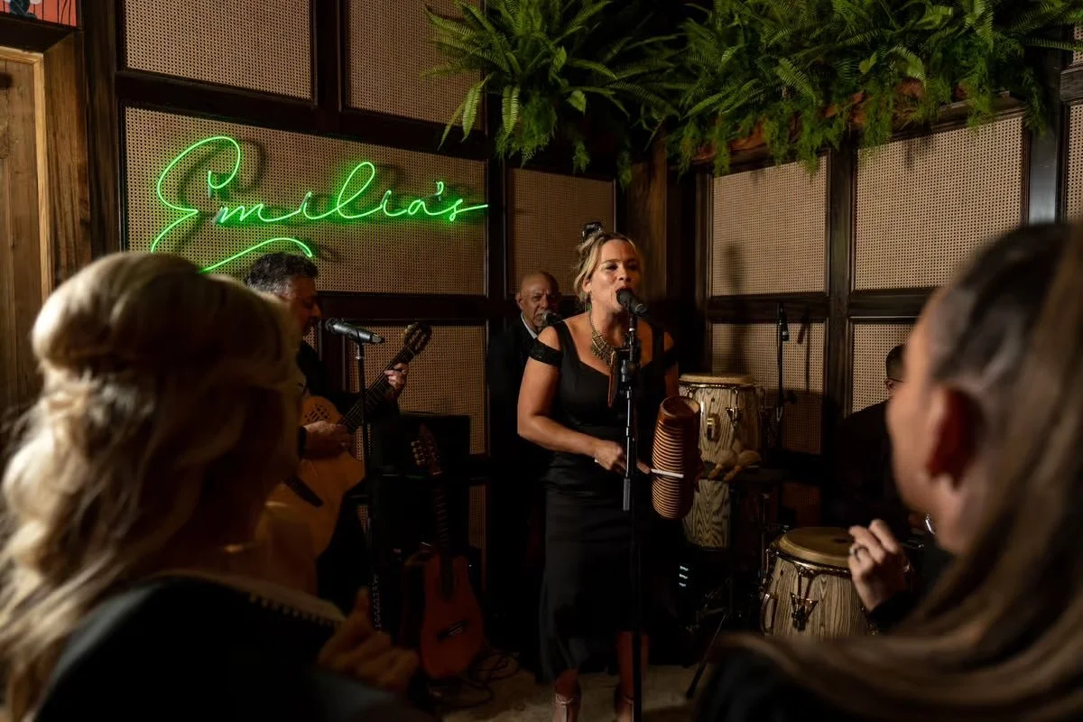 b7d6ebd3-9205-46ed-ae9e-655f68b2fed6.jpg copy.jpg