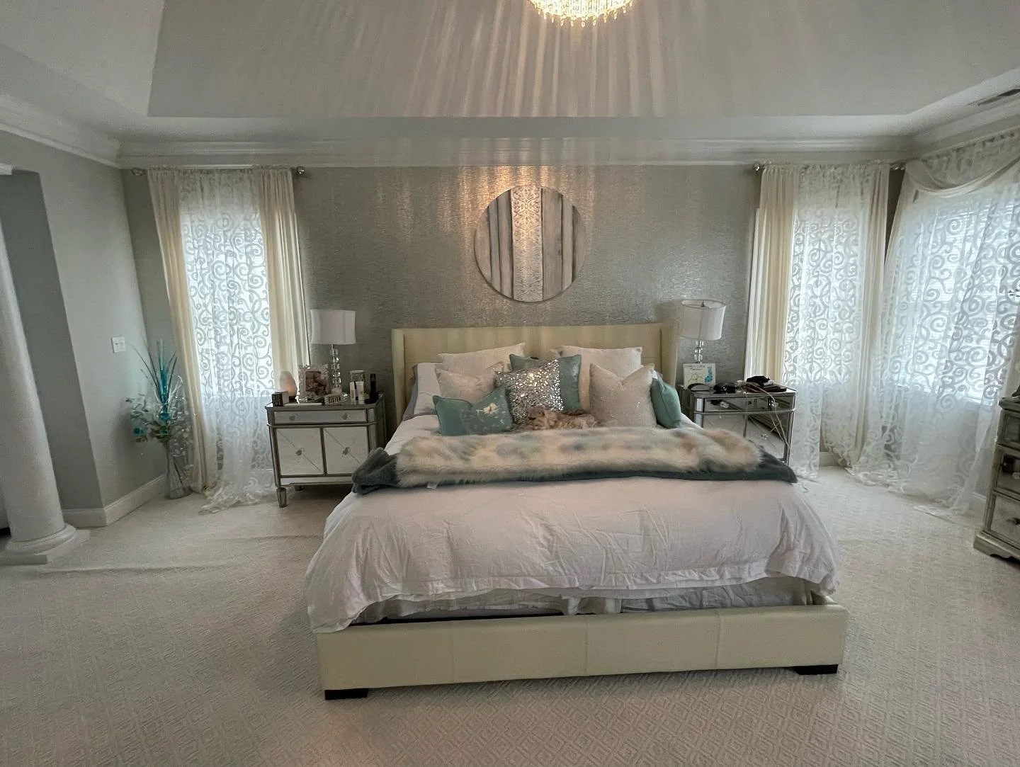 Visiting a job after 3 years still looks beautiful as the 1st day we installed wallpaper !