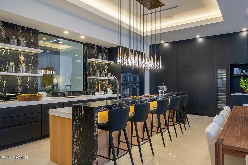 Some kitchens just make you want to cook more. 👨&zwj;🍳 

Where bold details, refined finishes, and high-end craftsmanship come together&mdash;each space with its own statement moment.

#KitchenInspo #HighEndDesign #CraftedSpaces #BuiltWithIntention